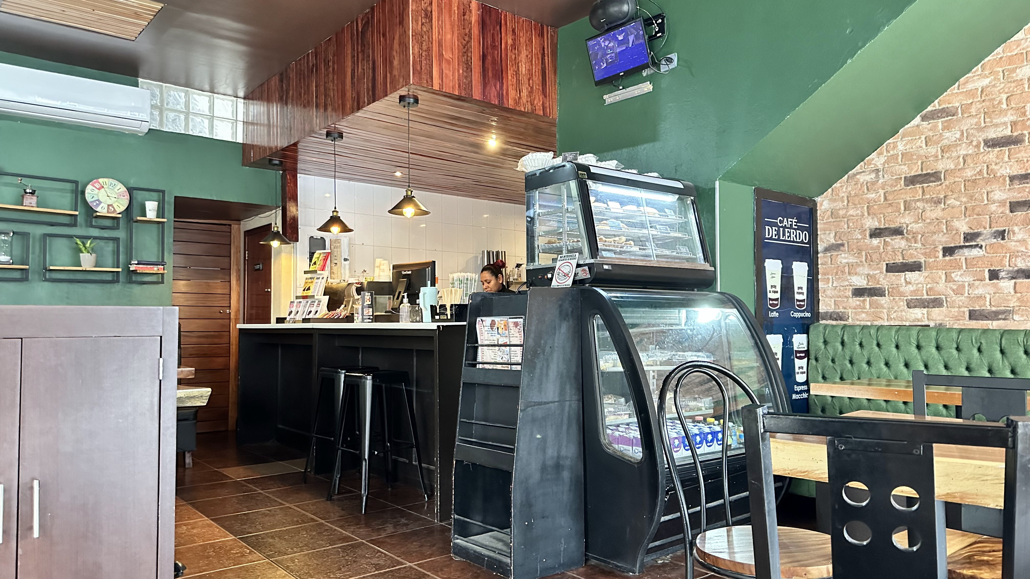 Café De Lerdo image 4