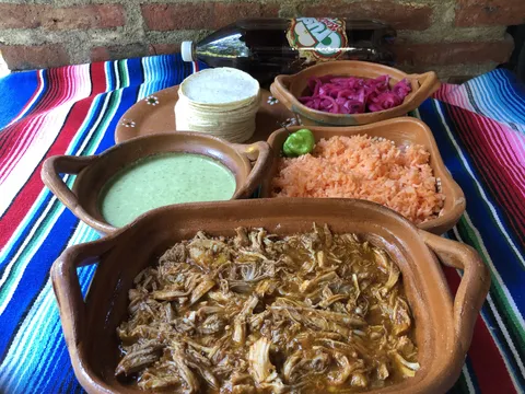 Las Cazuelitas Vip image 3
