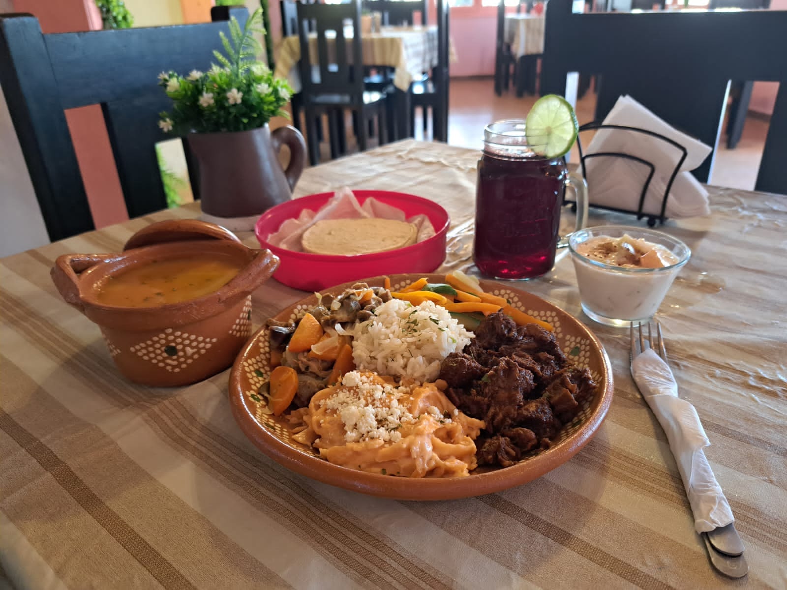 Las Cazuelitas Vip image 7