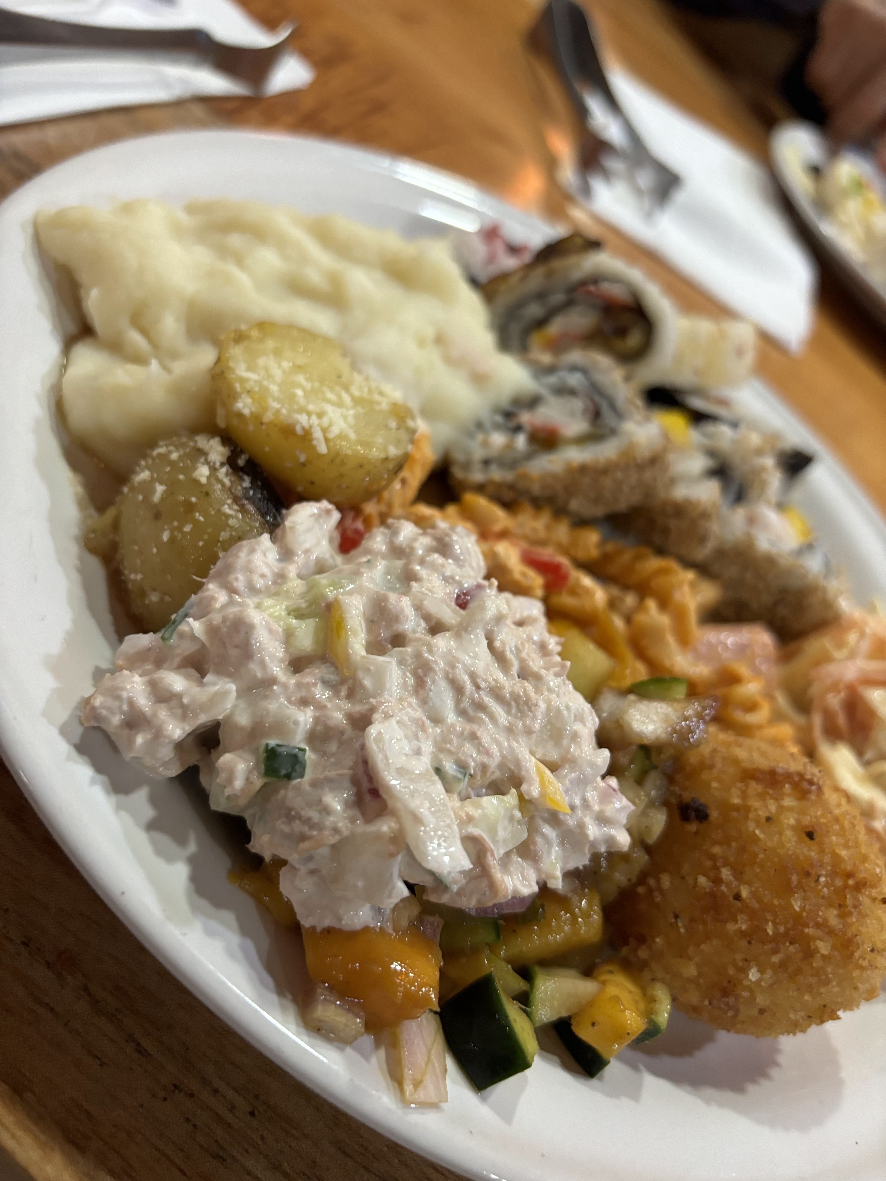 CASTELO STEAKHOUSE & CHURRASCARIA image 9