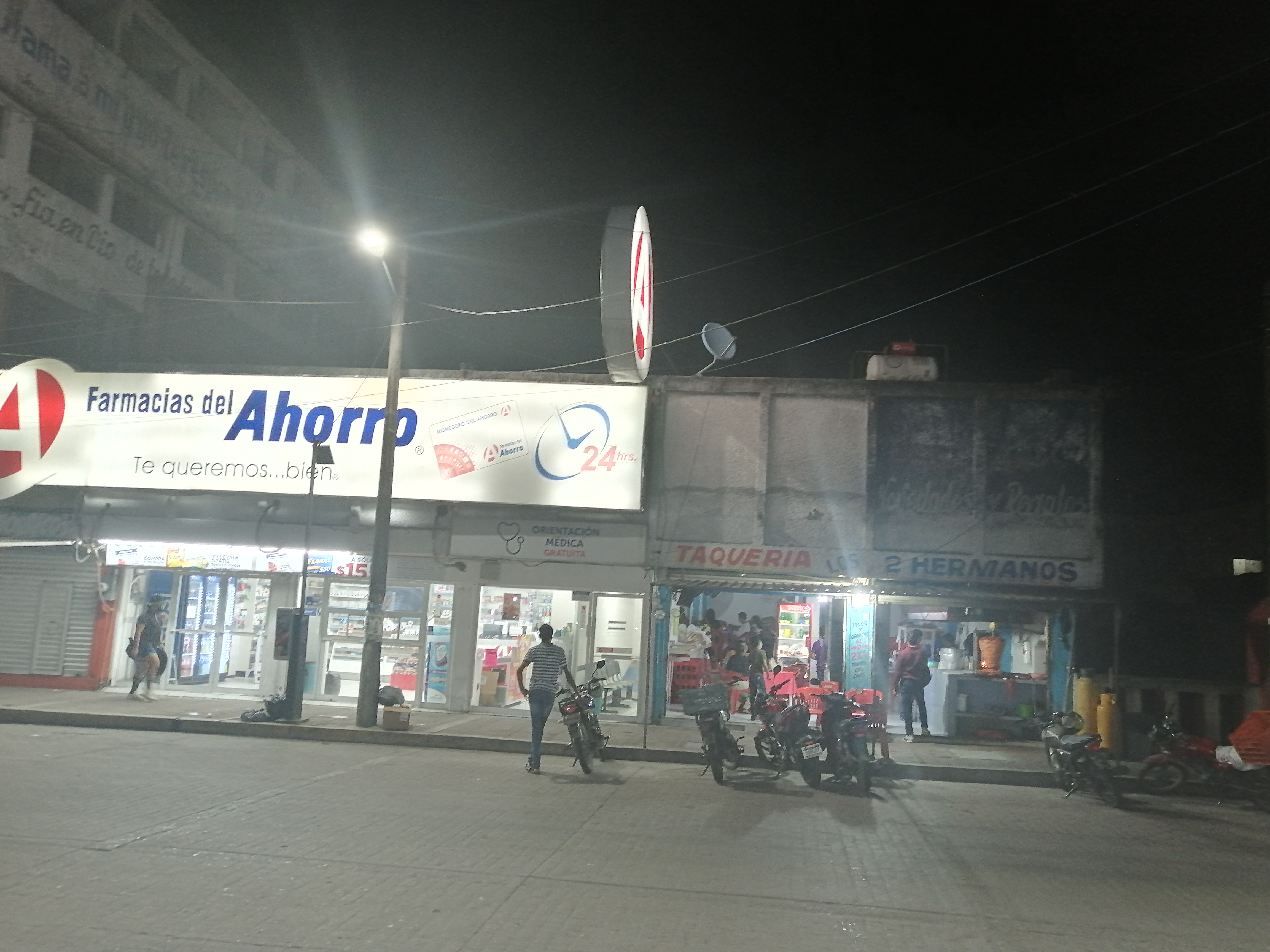 taqueria 2 hermanas image 4