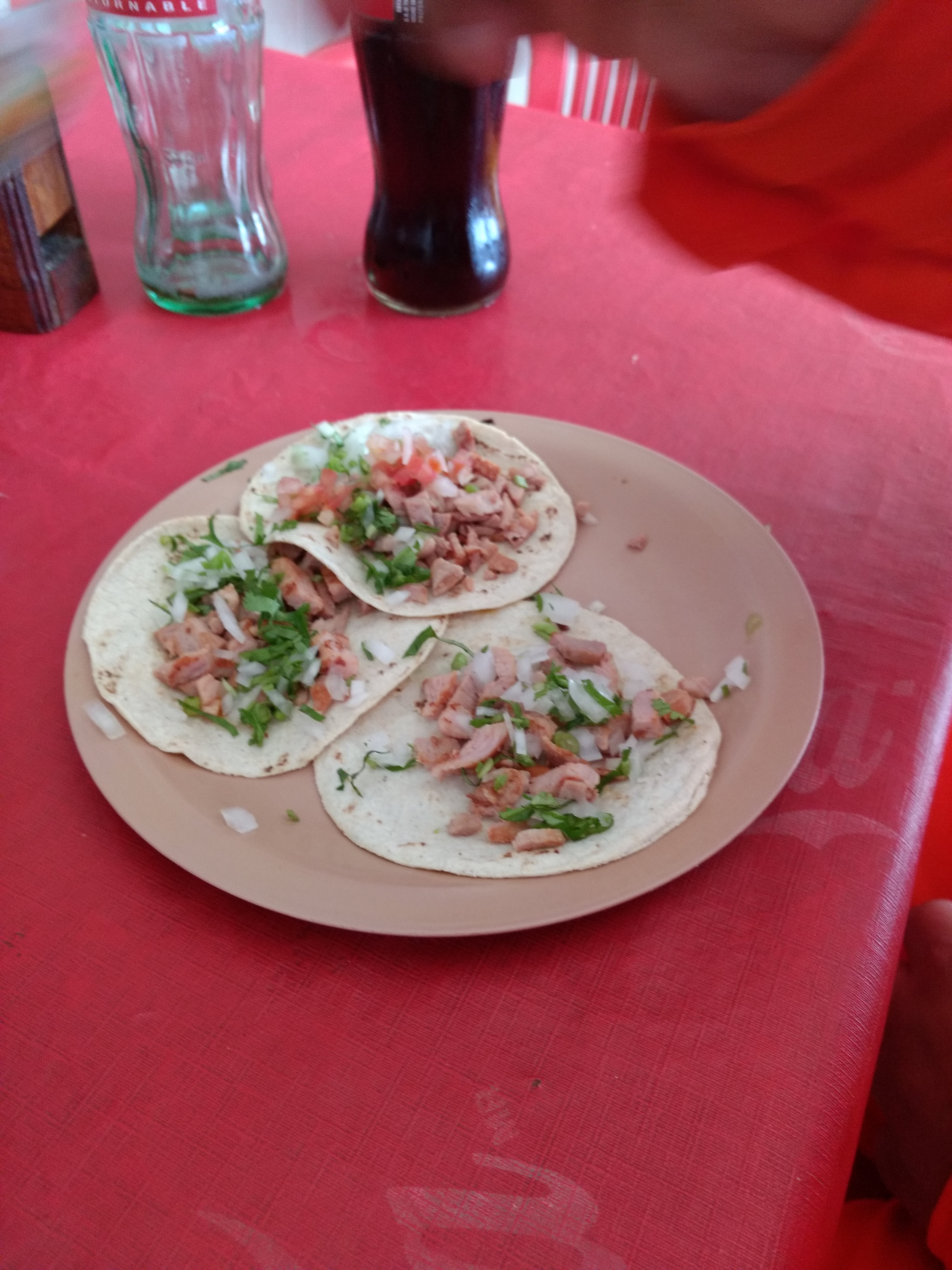 Taquería la Parrillada image 1