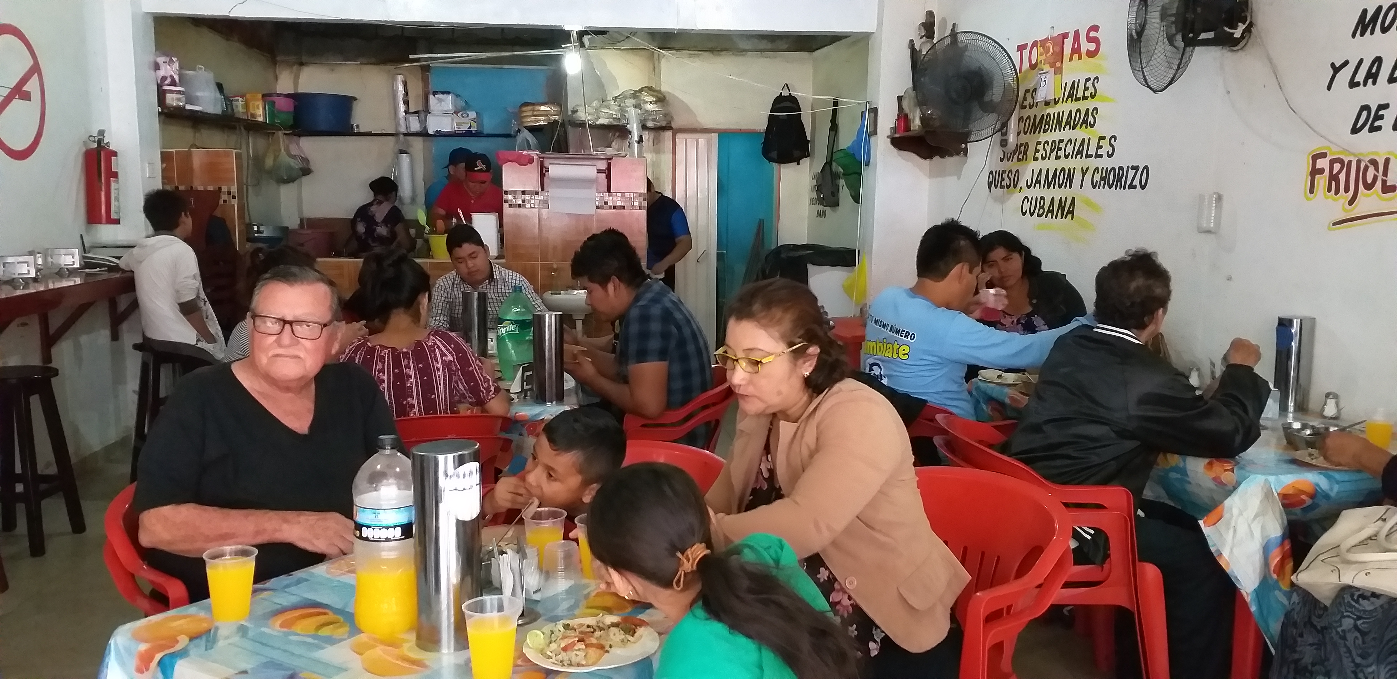 Taquería La Nueva 2 Hermanos image 2