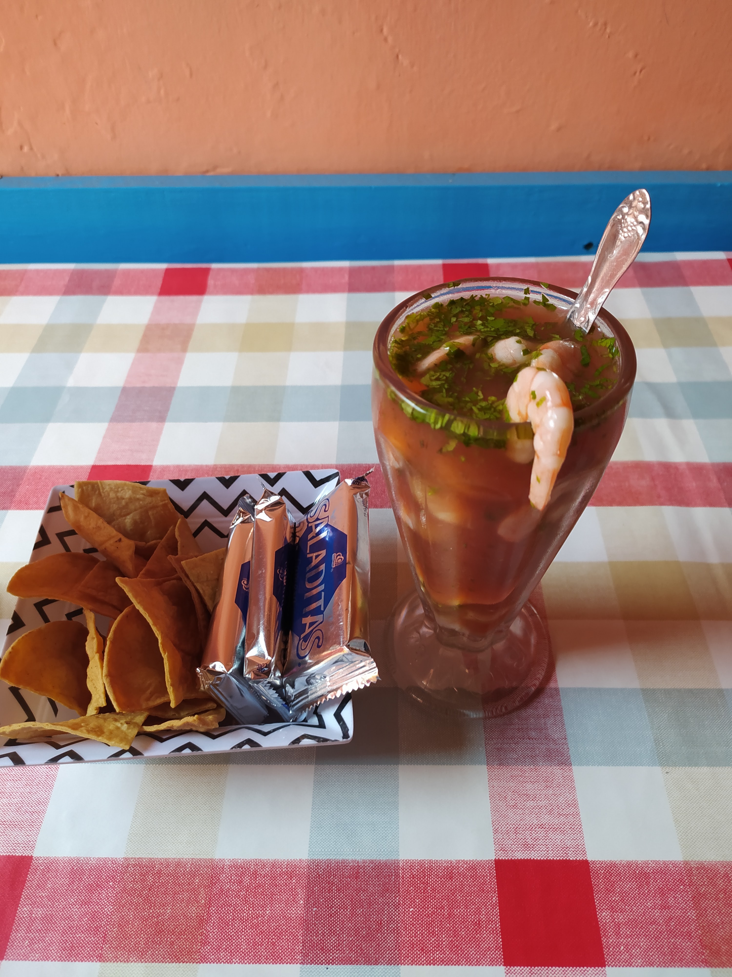 Mariscos el cargabateria image 5