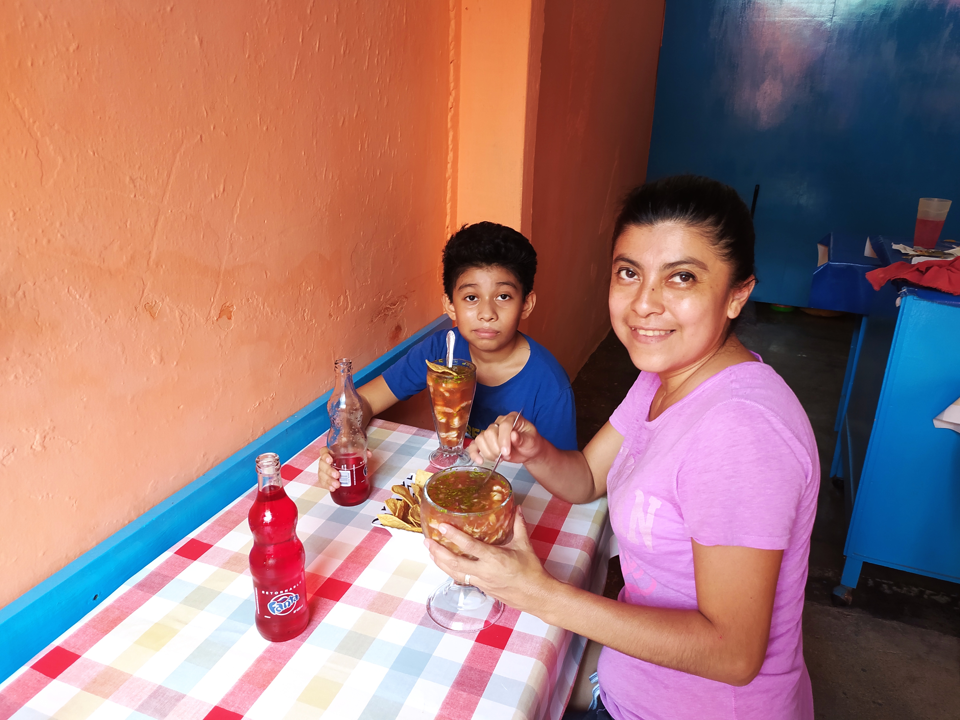 Mariscos el cargabateria image 7