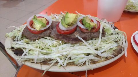 Antojitos El Hidalguense image 5