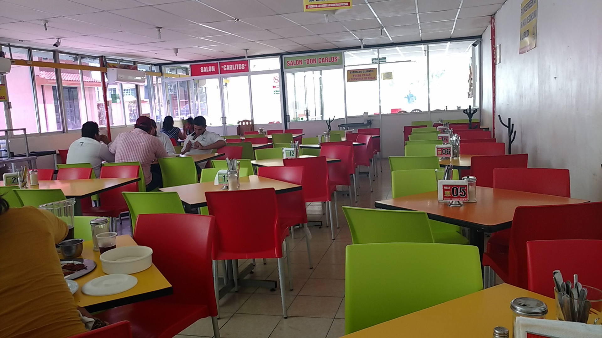 El Pollo Gigante image 1