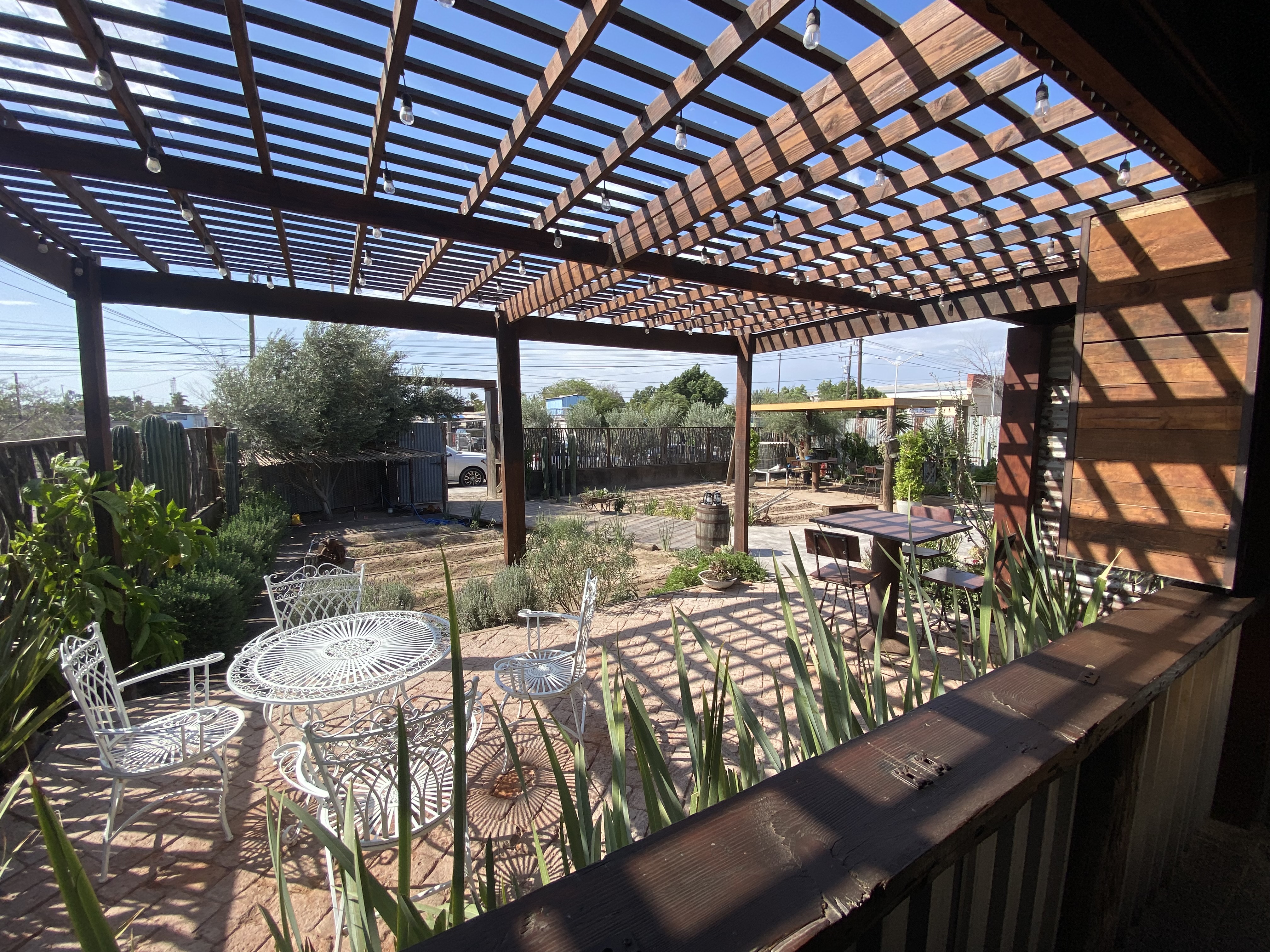 Chamizzo Restaurant image 1