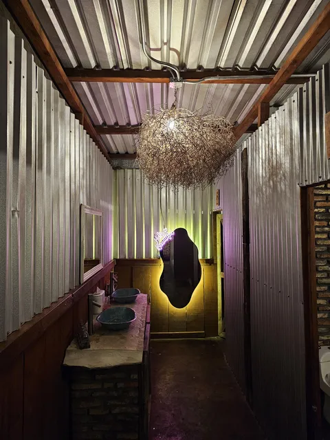 Chamizzo Restaurant image 8