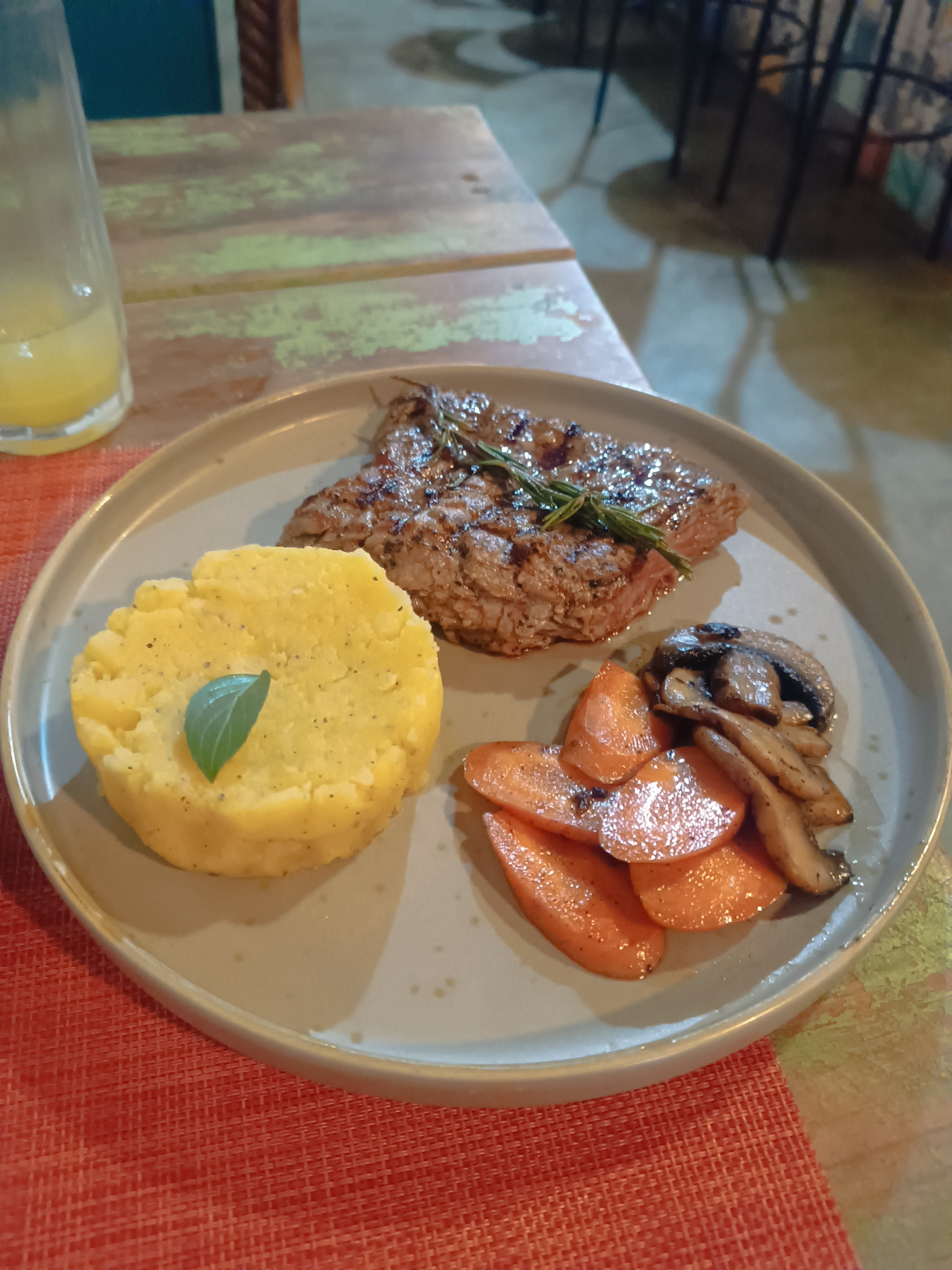 Cuarto Mandamiento image 1