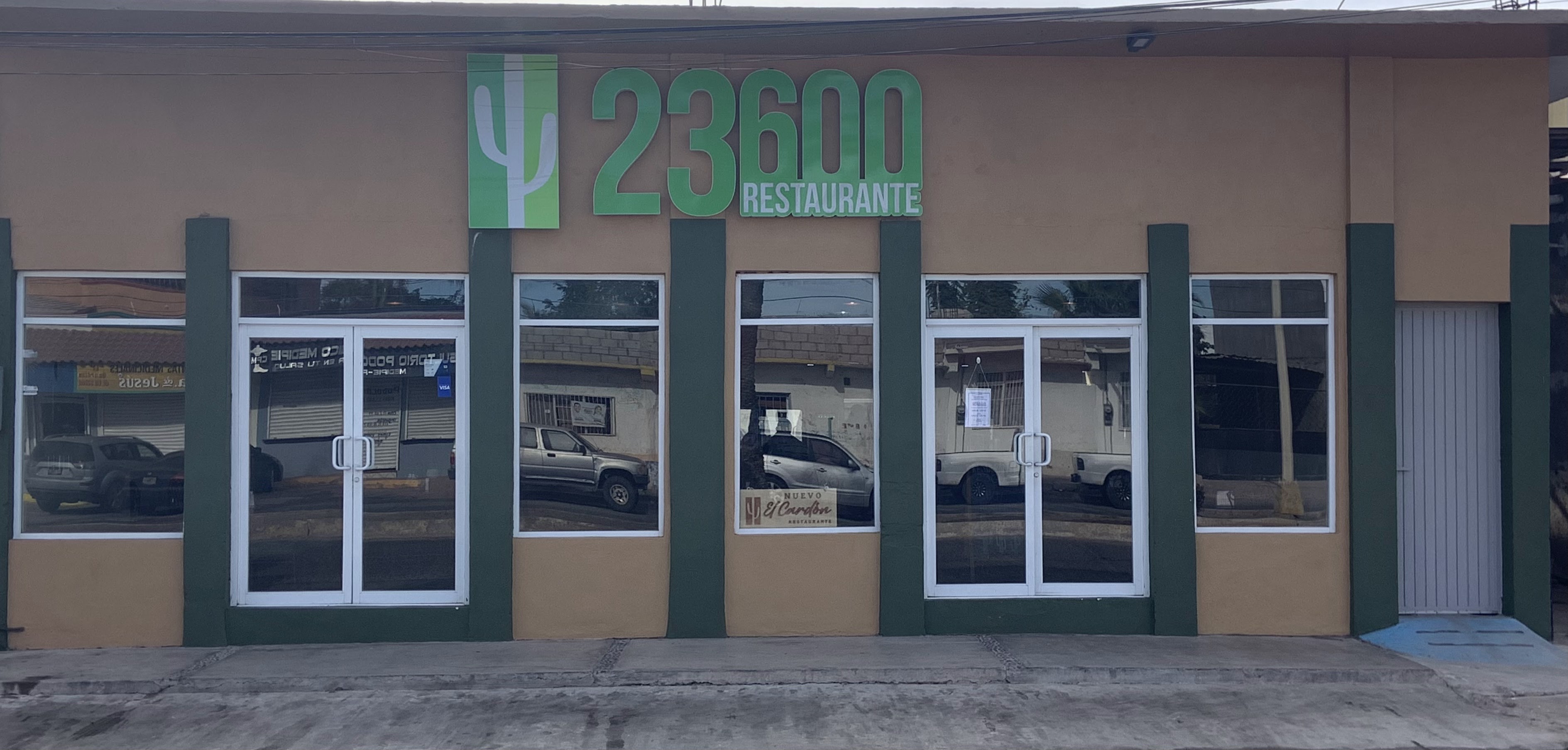 Restaurante 23600 image 2