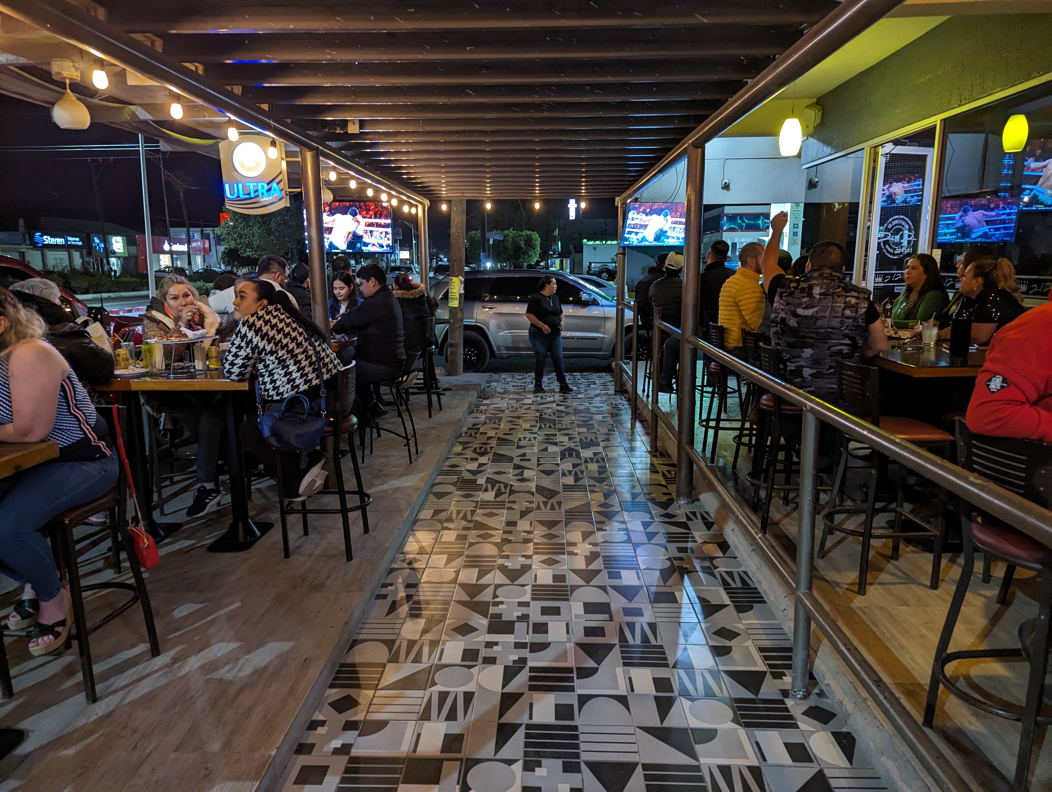 La 212 Snack Bar image 1