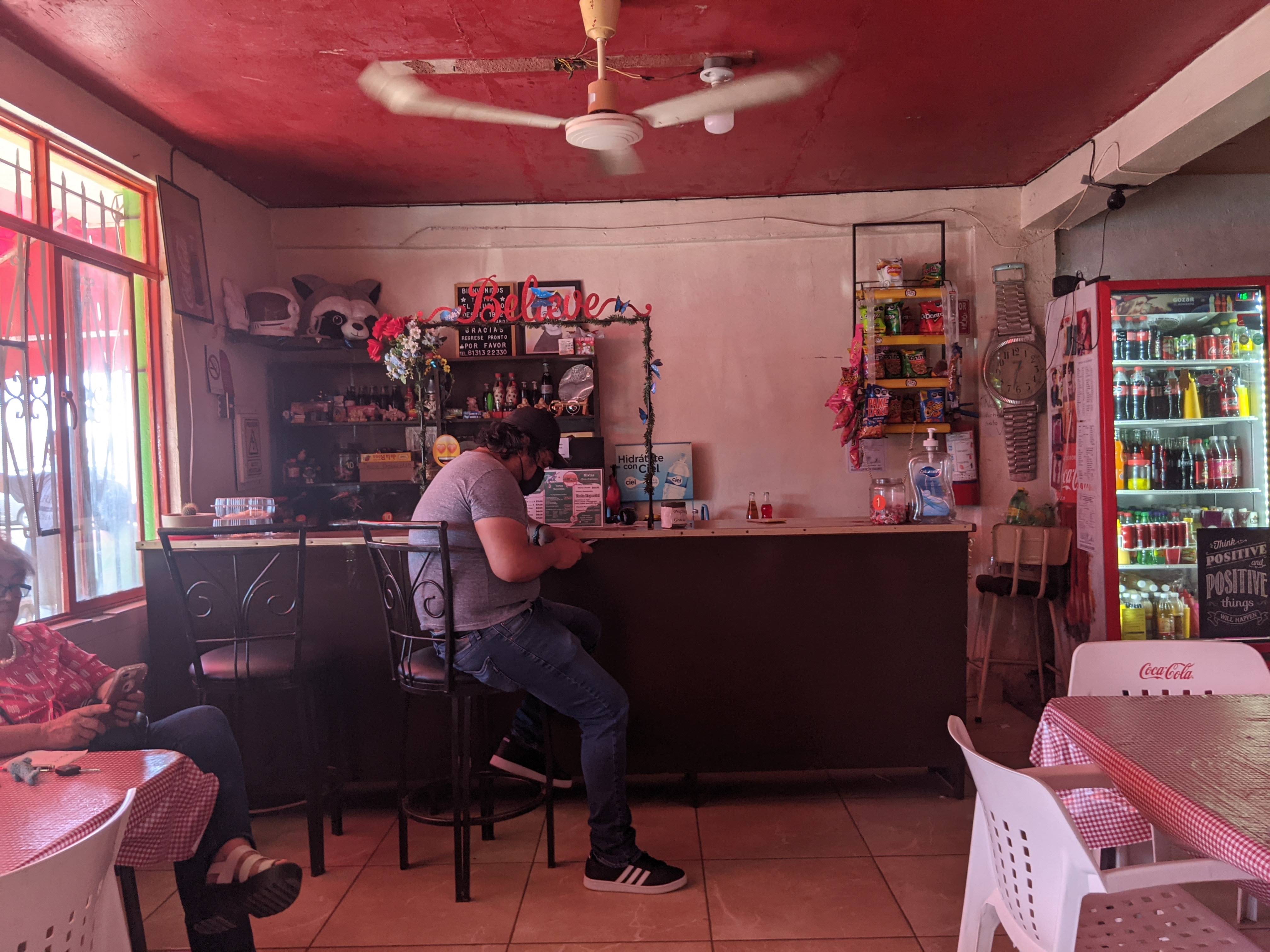 Tortas El Taurino image 1