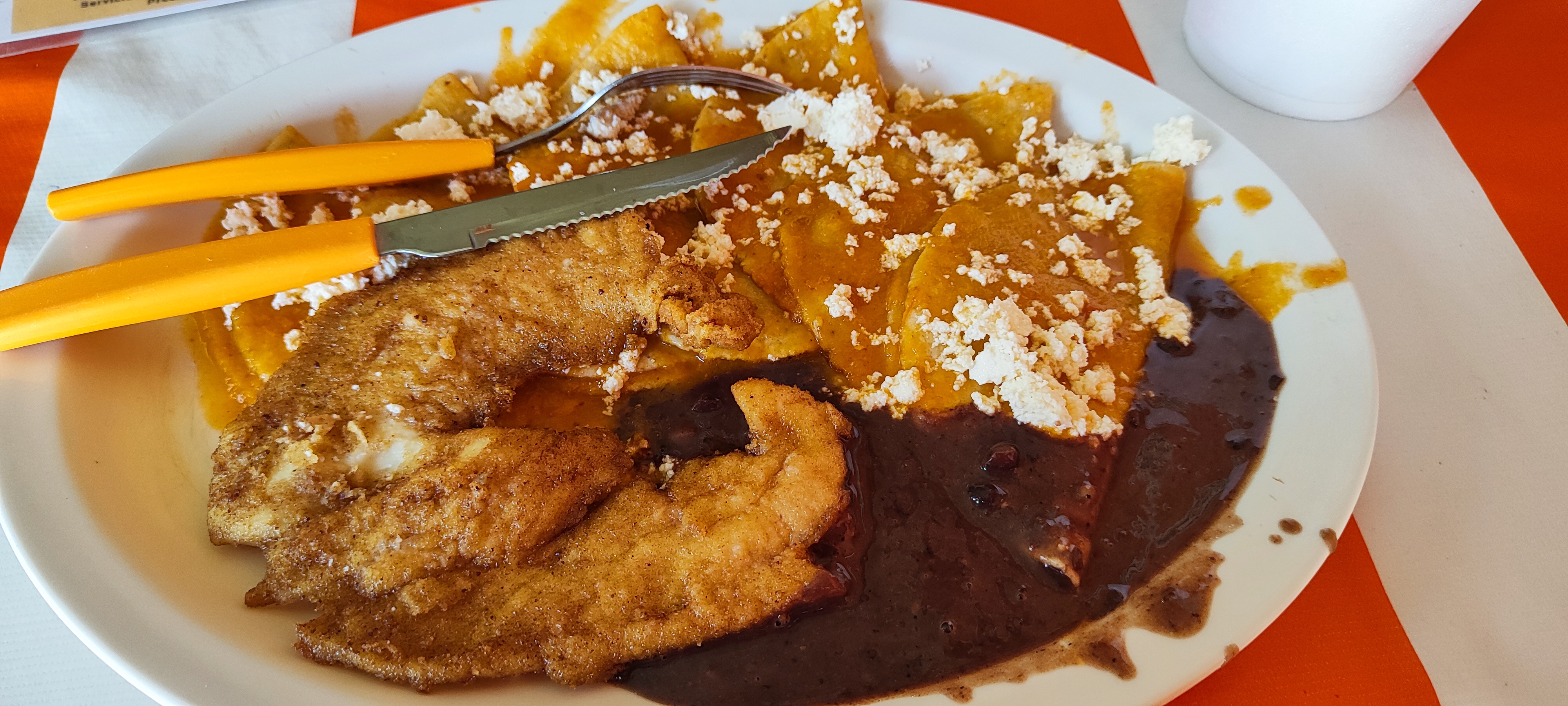 Fonda "El Trancazo" image 4