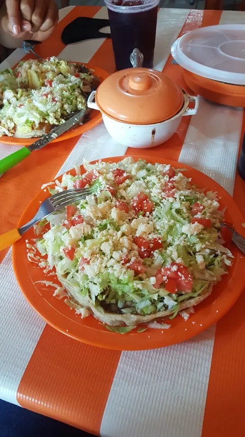 Fonda "El Trancazo" image 6