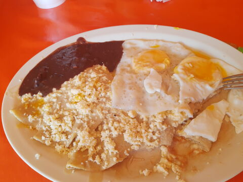 Fonda "El Trancazo" image 8