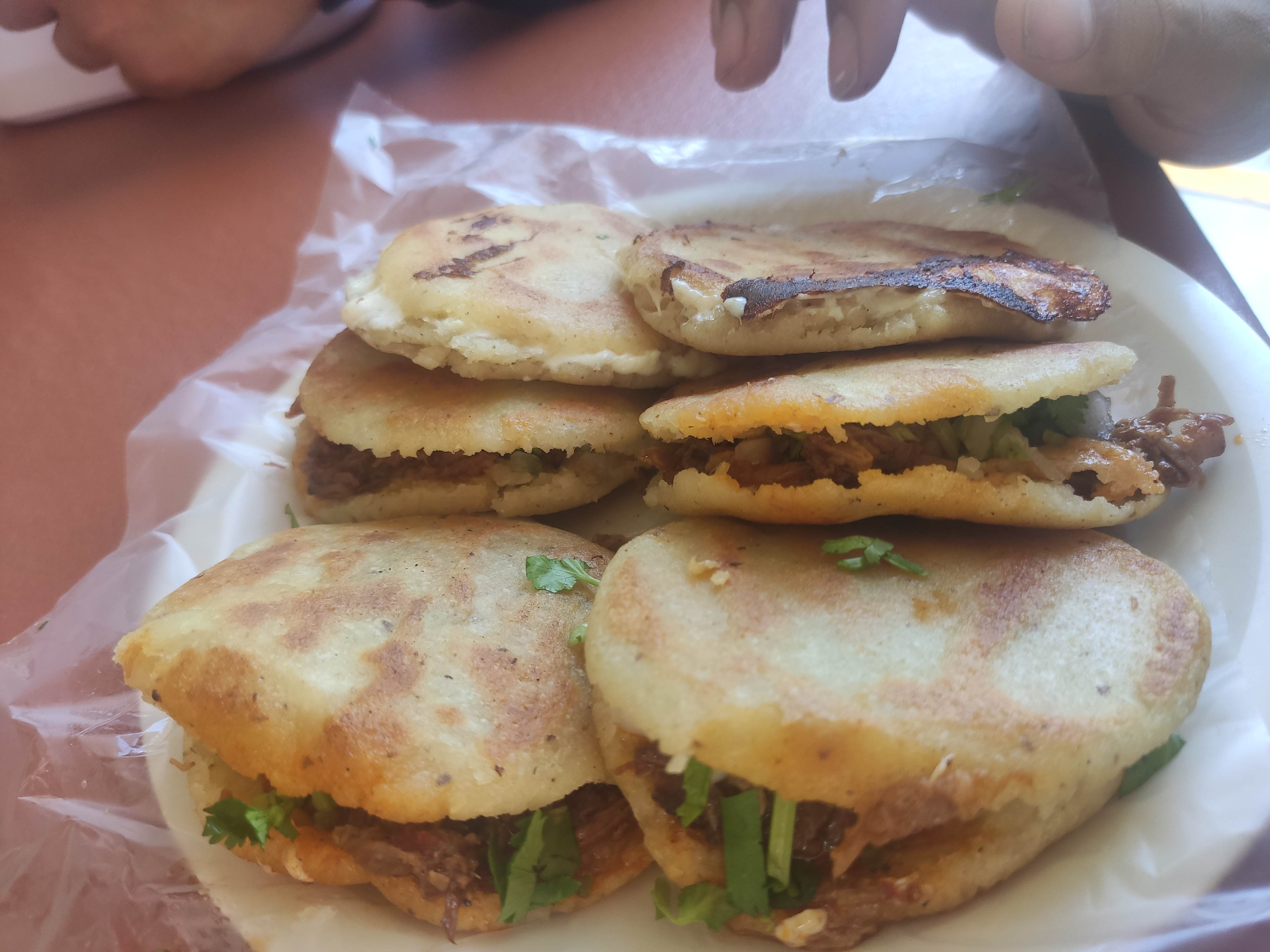 Tacos y Bocoles Gaytán image 2