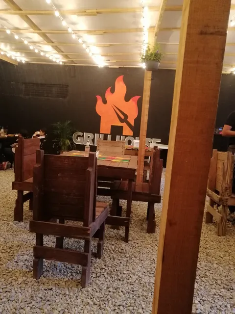Grill House pánuco image 4
