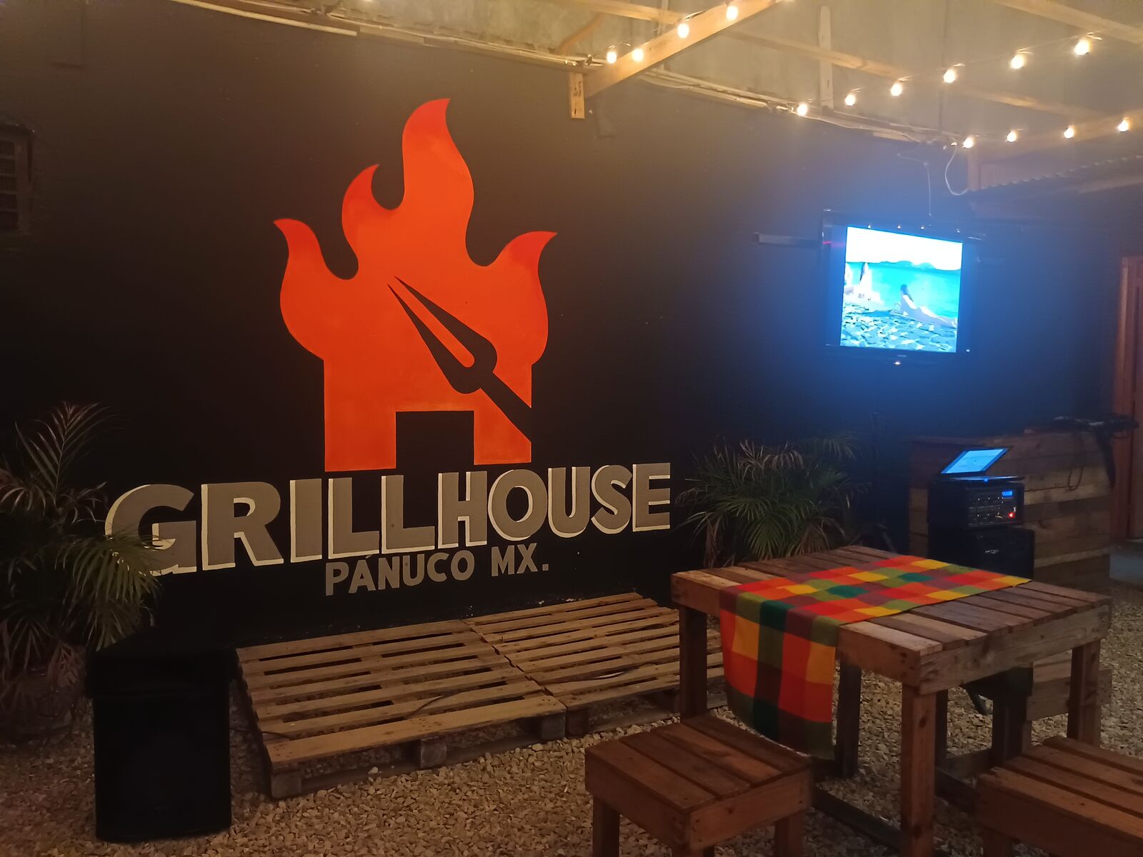 Grill House pánuco image 5