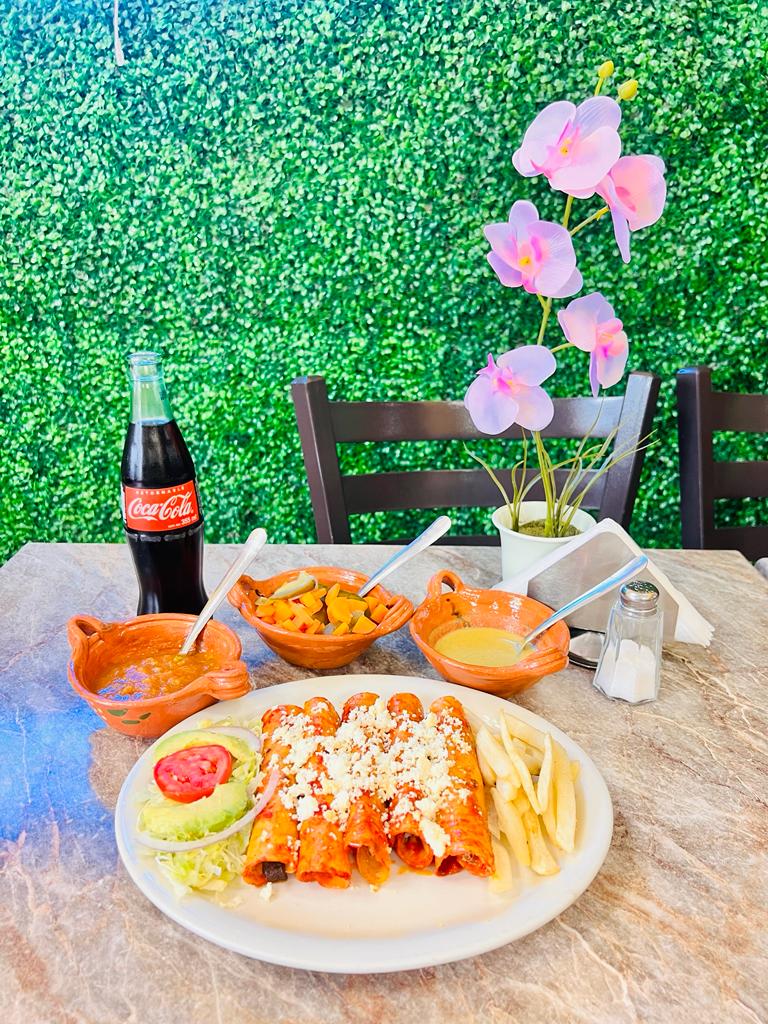 La Parroquia image 6