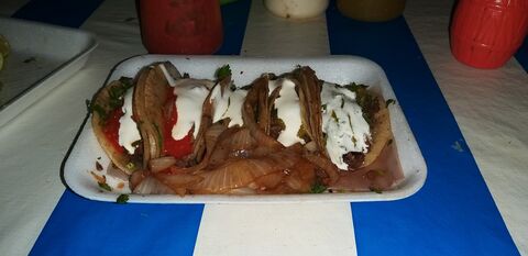 Tacos El Traidor image 2