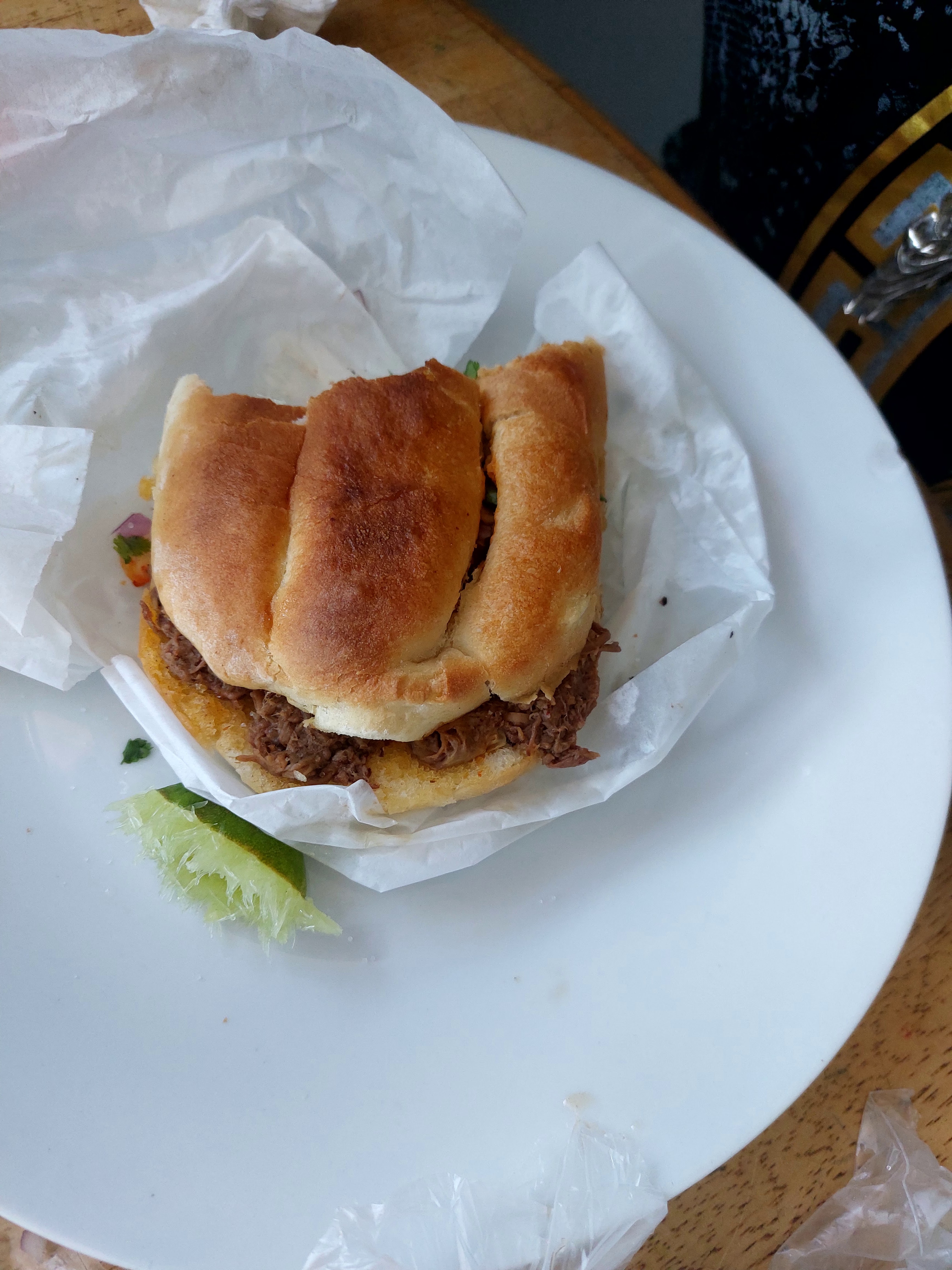 Birrieria Los Crudos image 9