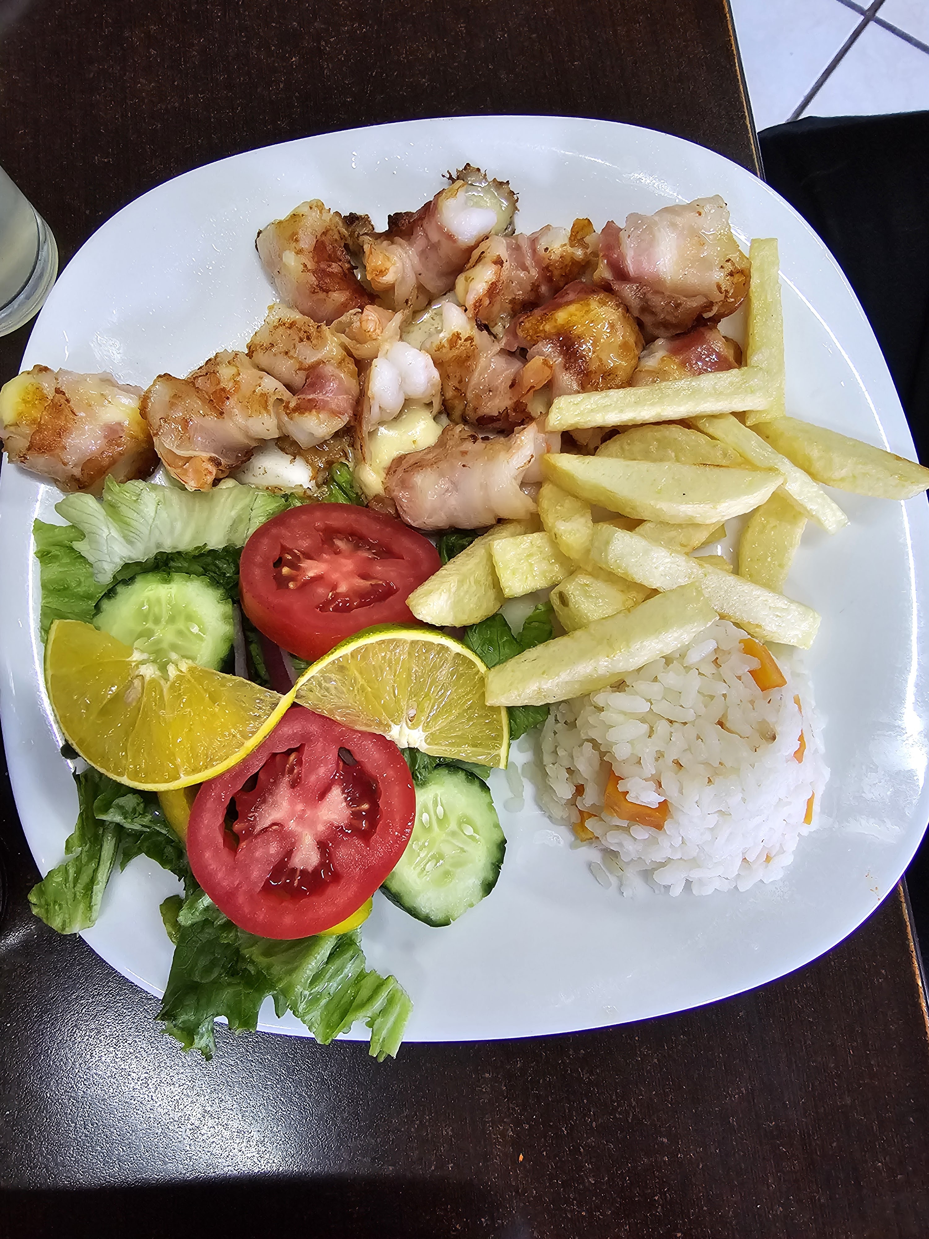 Mariscos La Perla image 4