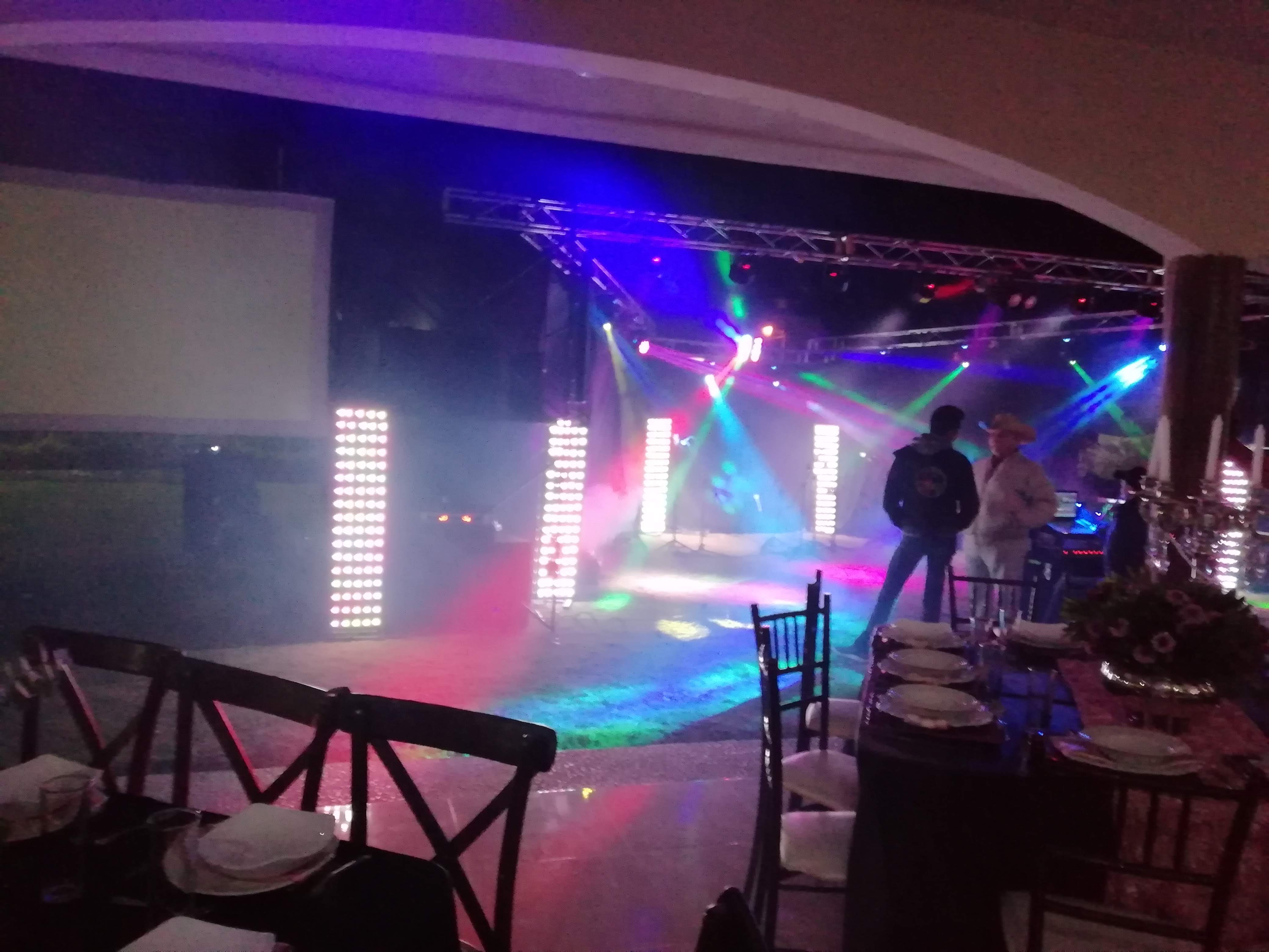 Los Girasoles image 6