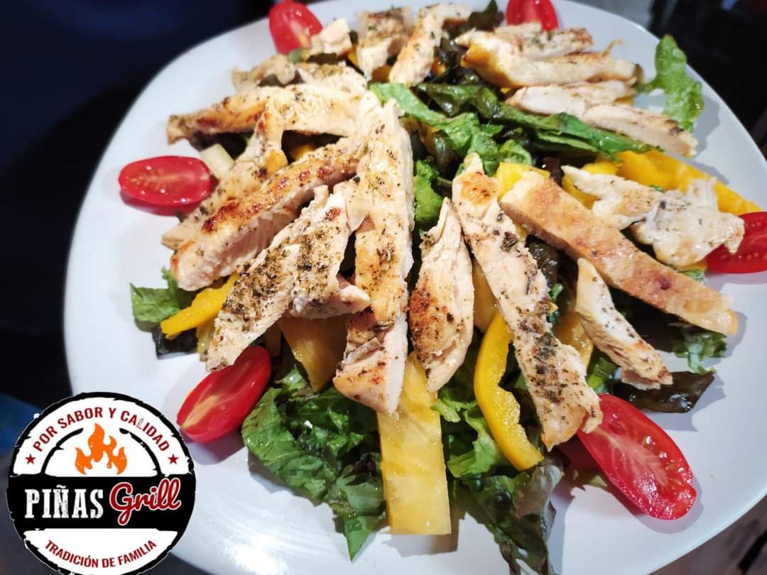 PIÑAS GRILL image 9