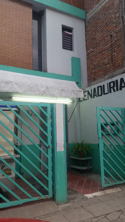 Cenaduría image 2