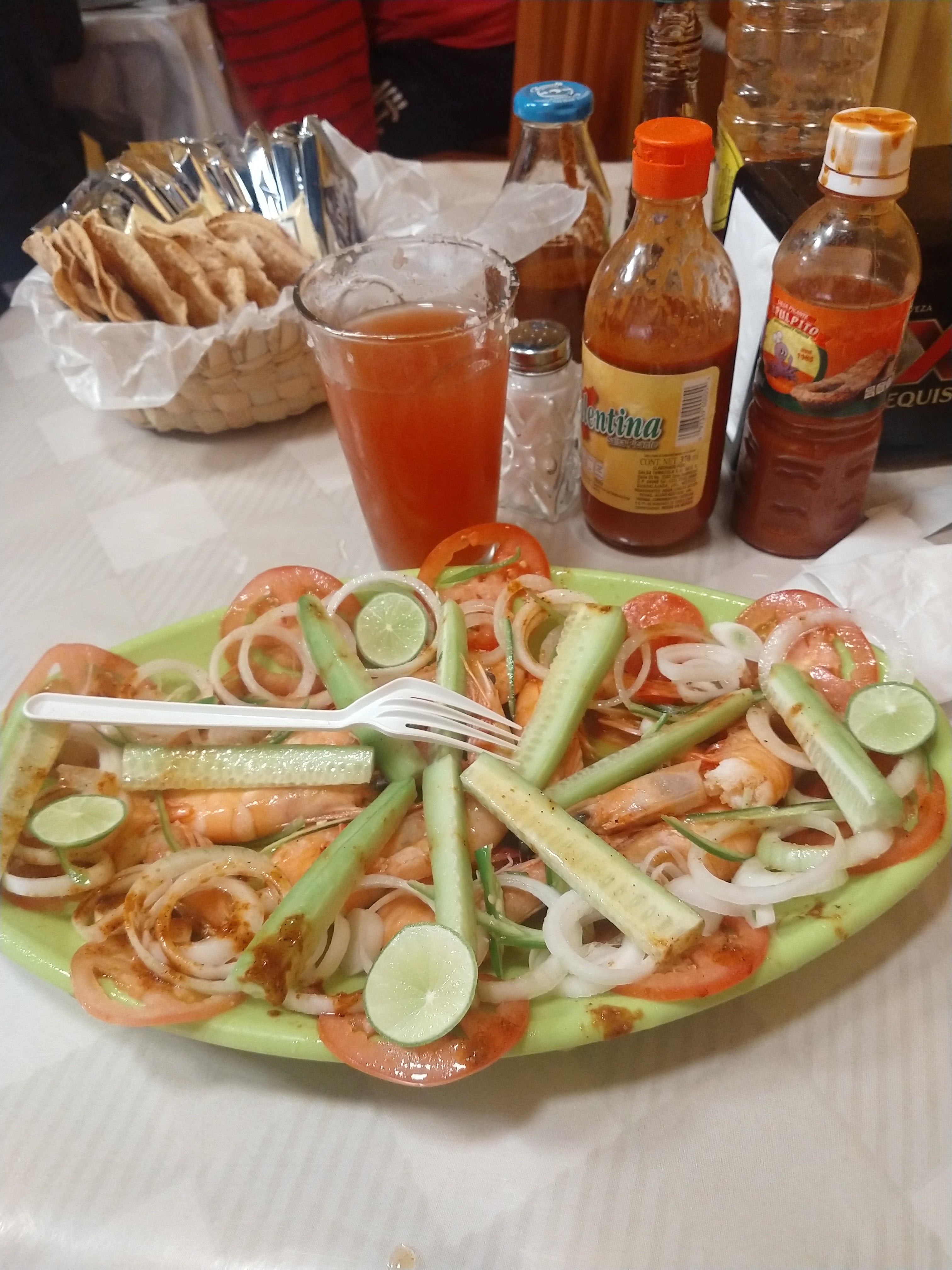 Mariscos El Muñeco image 1