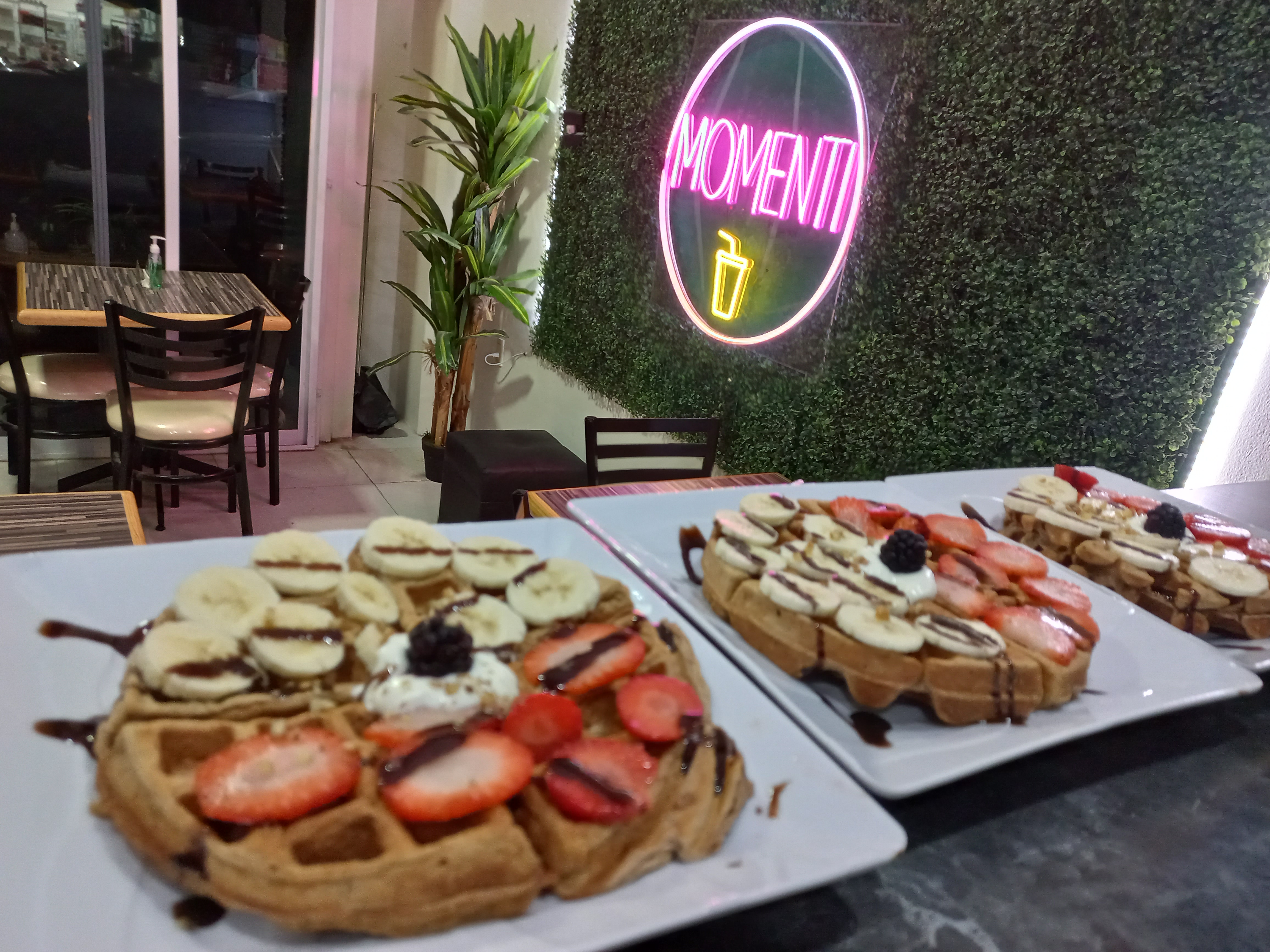 Momenti Club image 7