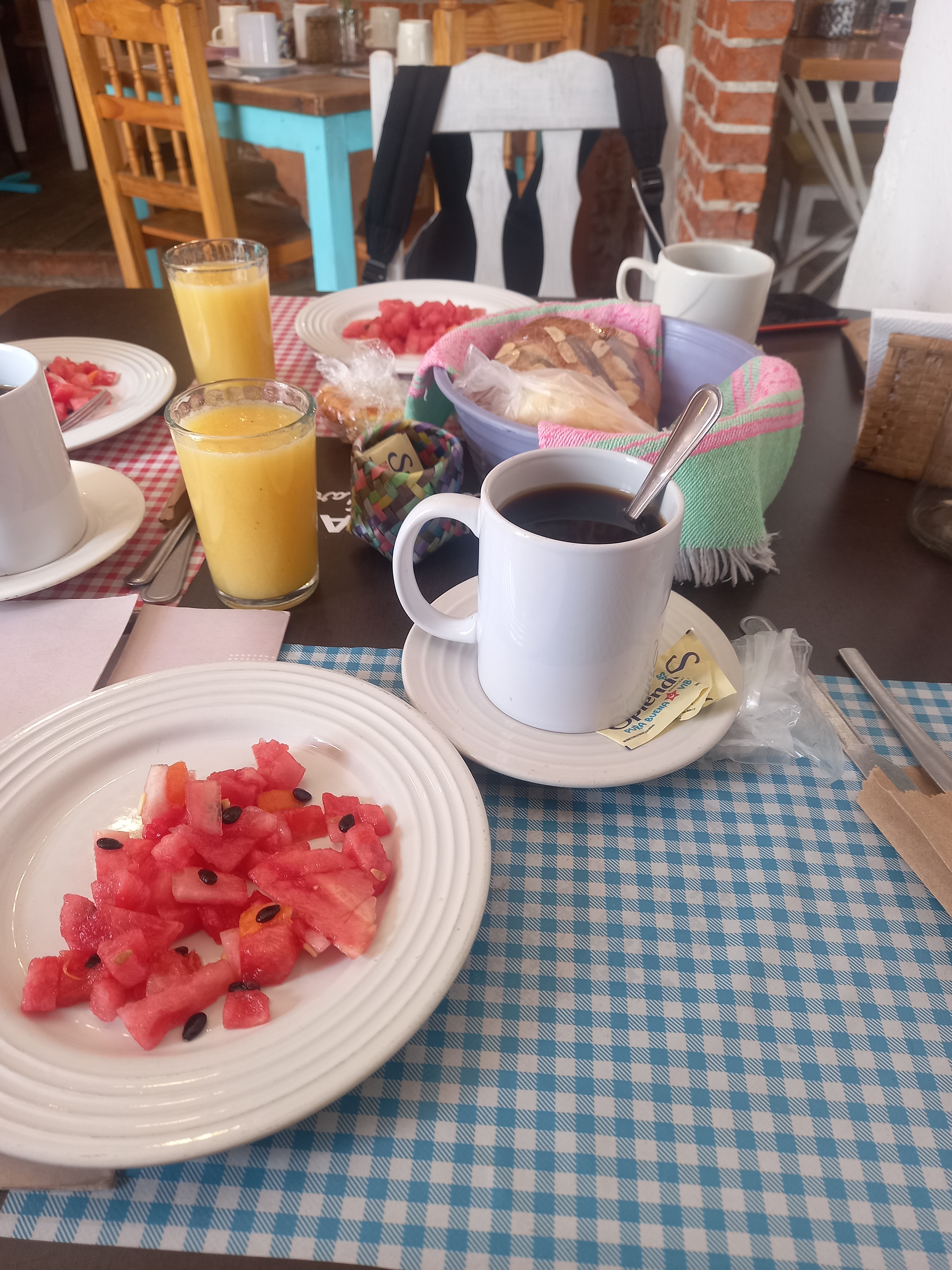 La Tertulia Desayunos y Almuerzos image 5