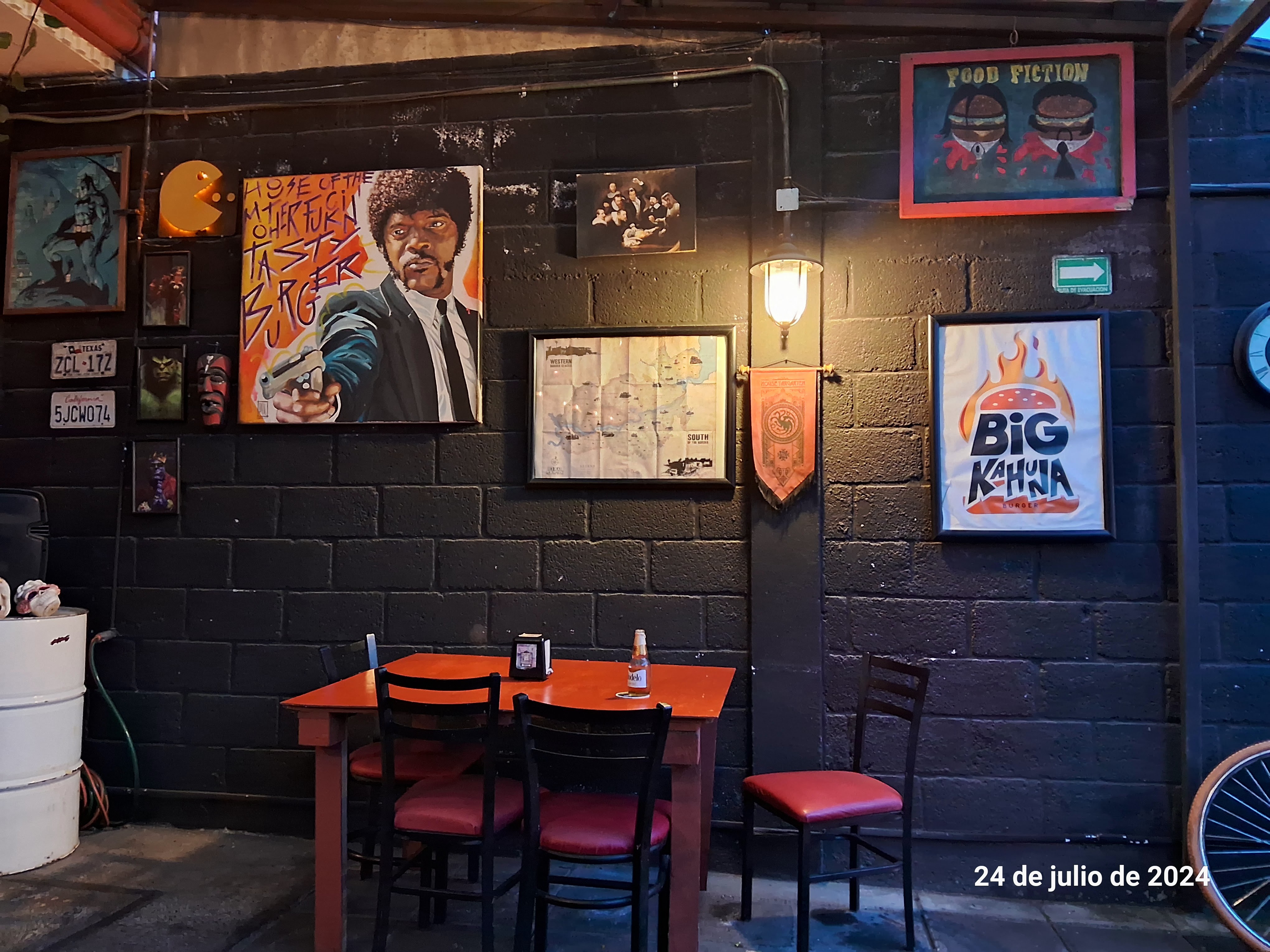 Big Kahuna Burger Cholula (Container City) image 1