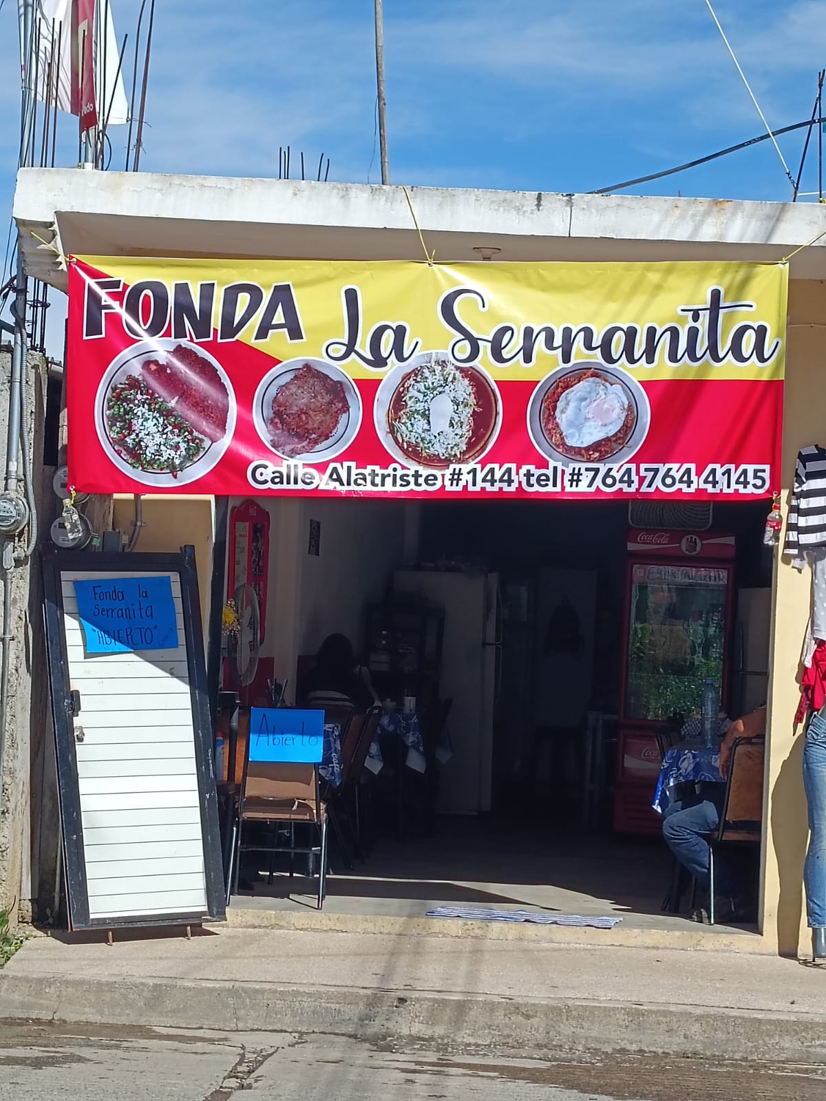 Fonda la serranita image 1