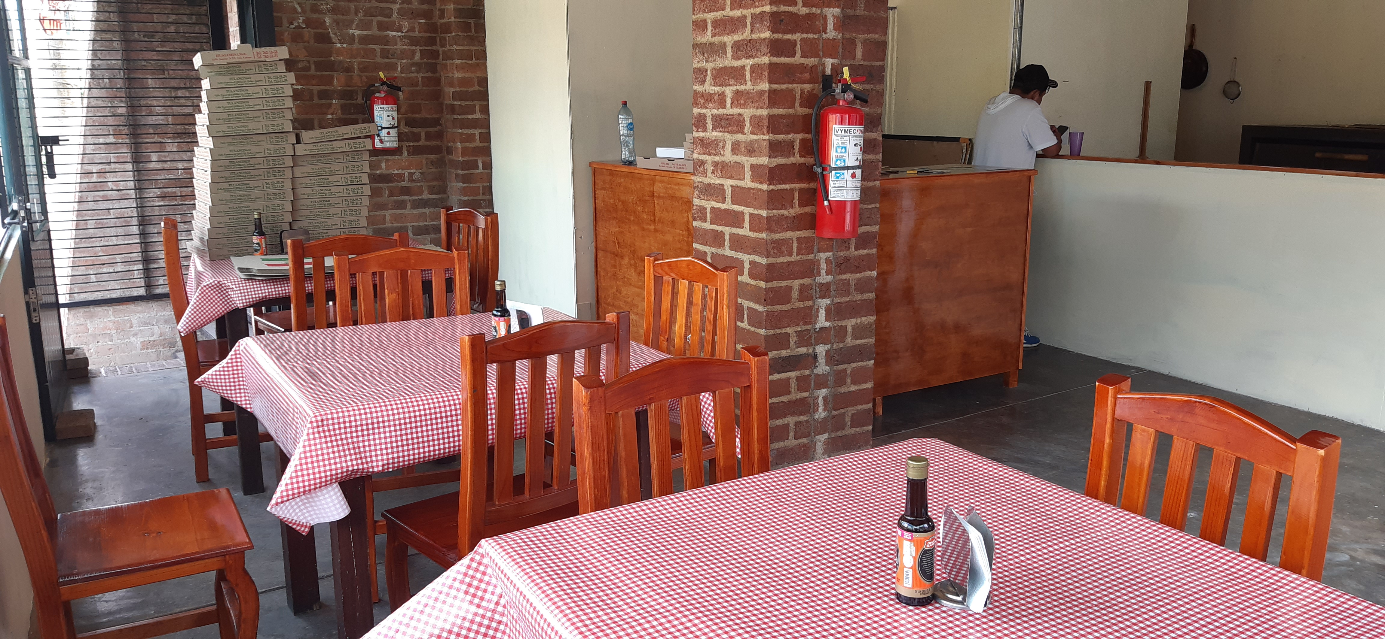 Pizzería D' Napoli image 3