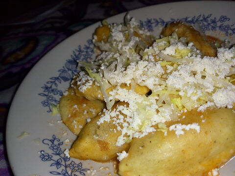 Antojitos Doña "Hildis" image 1