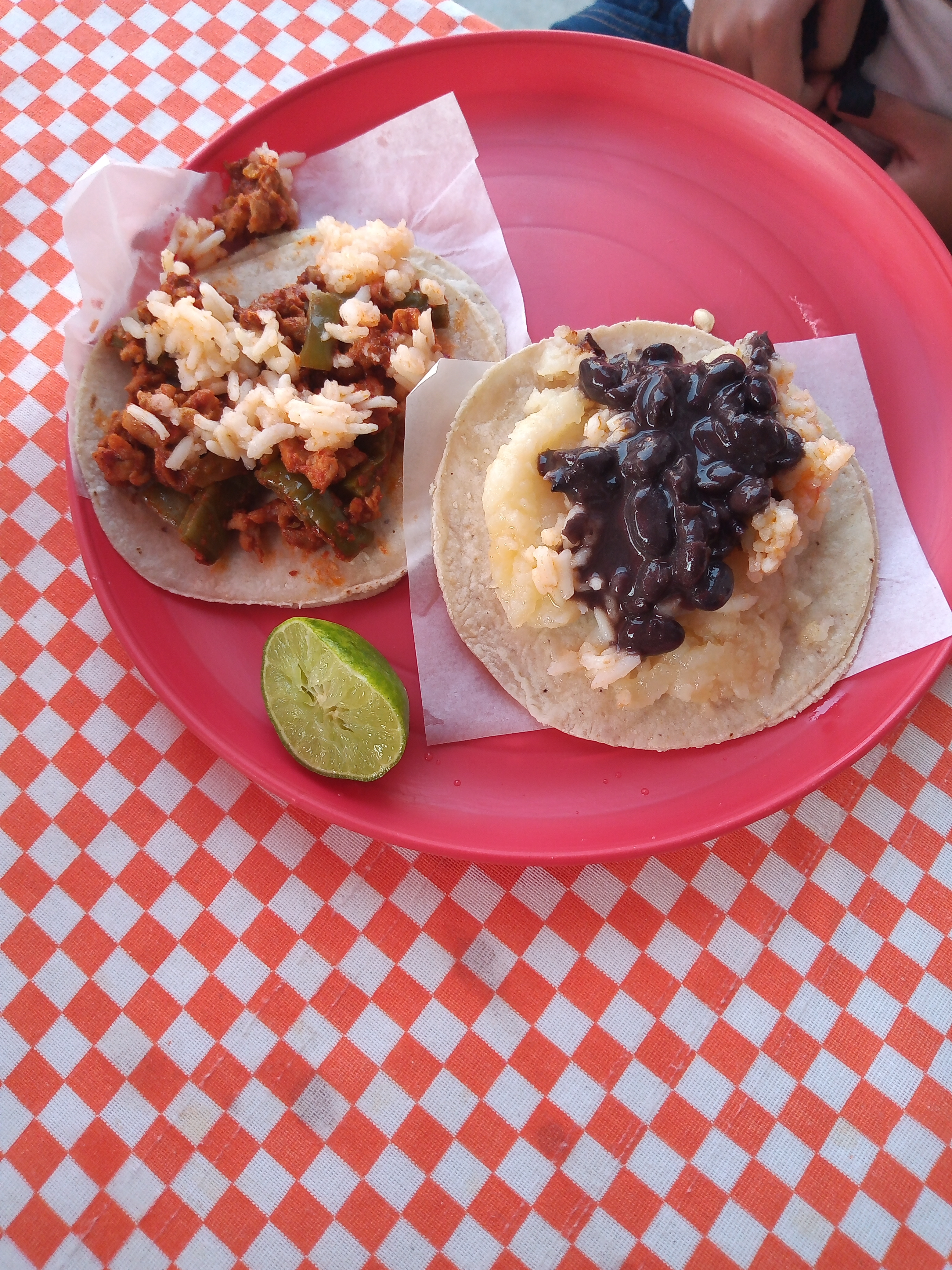 Tacos de Guisado El Divino image 5