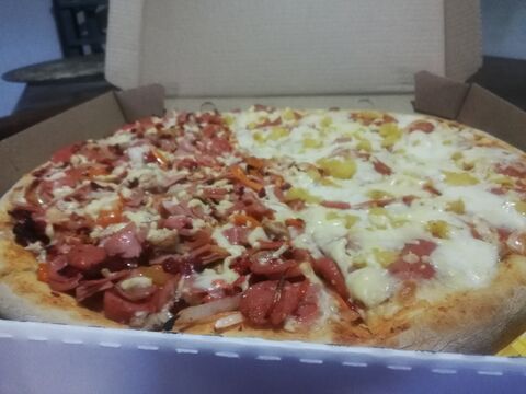 Pizzeria rony's image 1