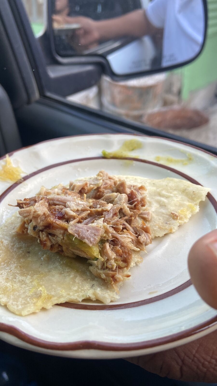 Beto Carnitas, Crisanto image 4