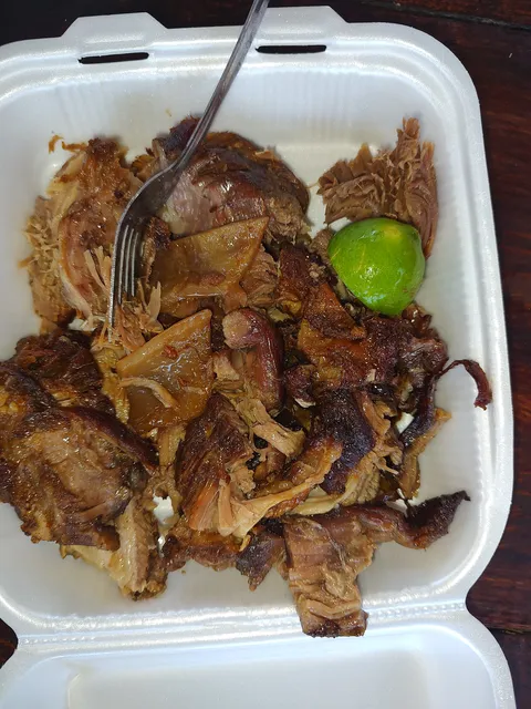 Beto Carnitas, Crisanto image 6