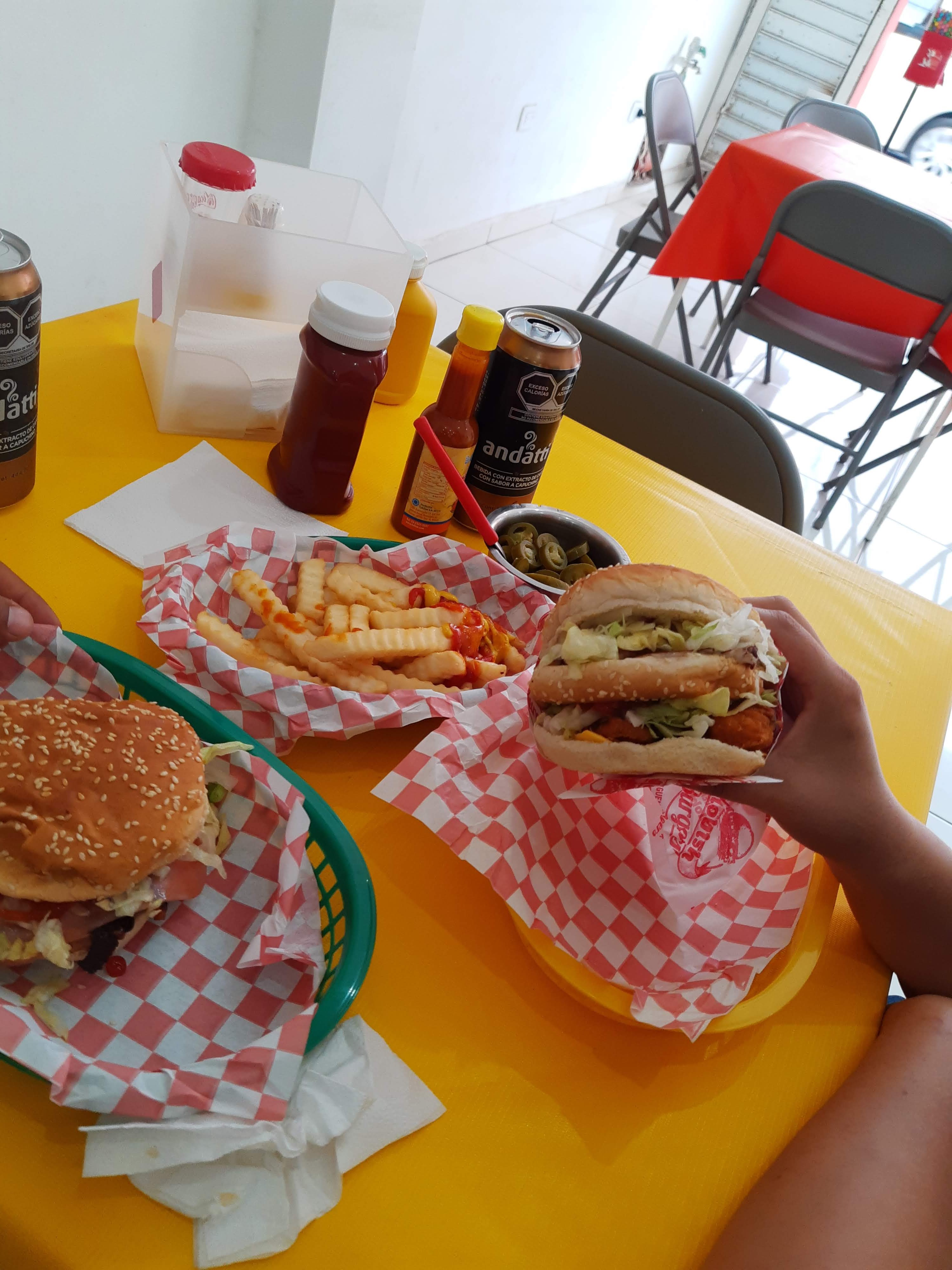 Globish Burguers image 1