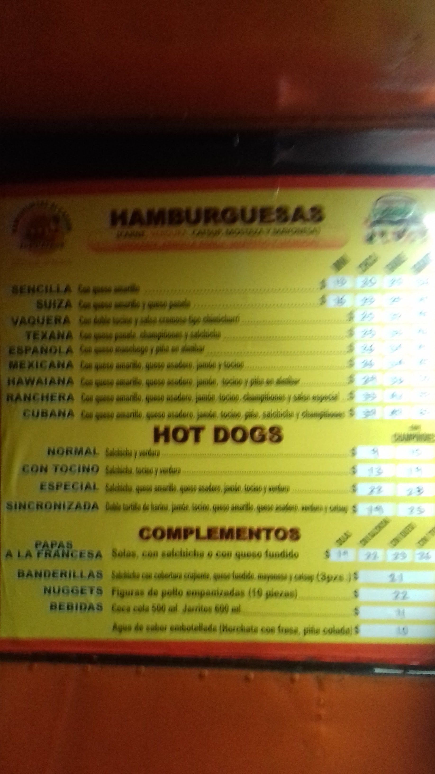 Hamburguesas al Carbón "Los Chepos" image 9