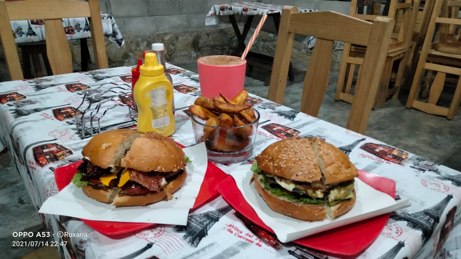 Faid’s Burger image 8