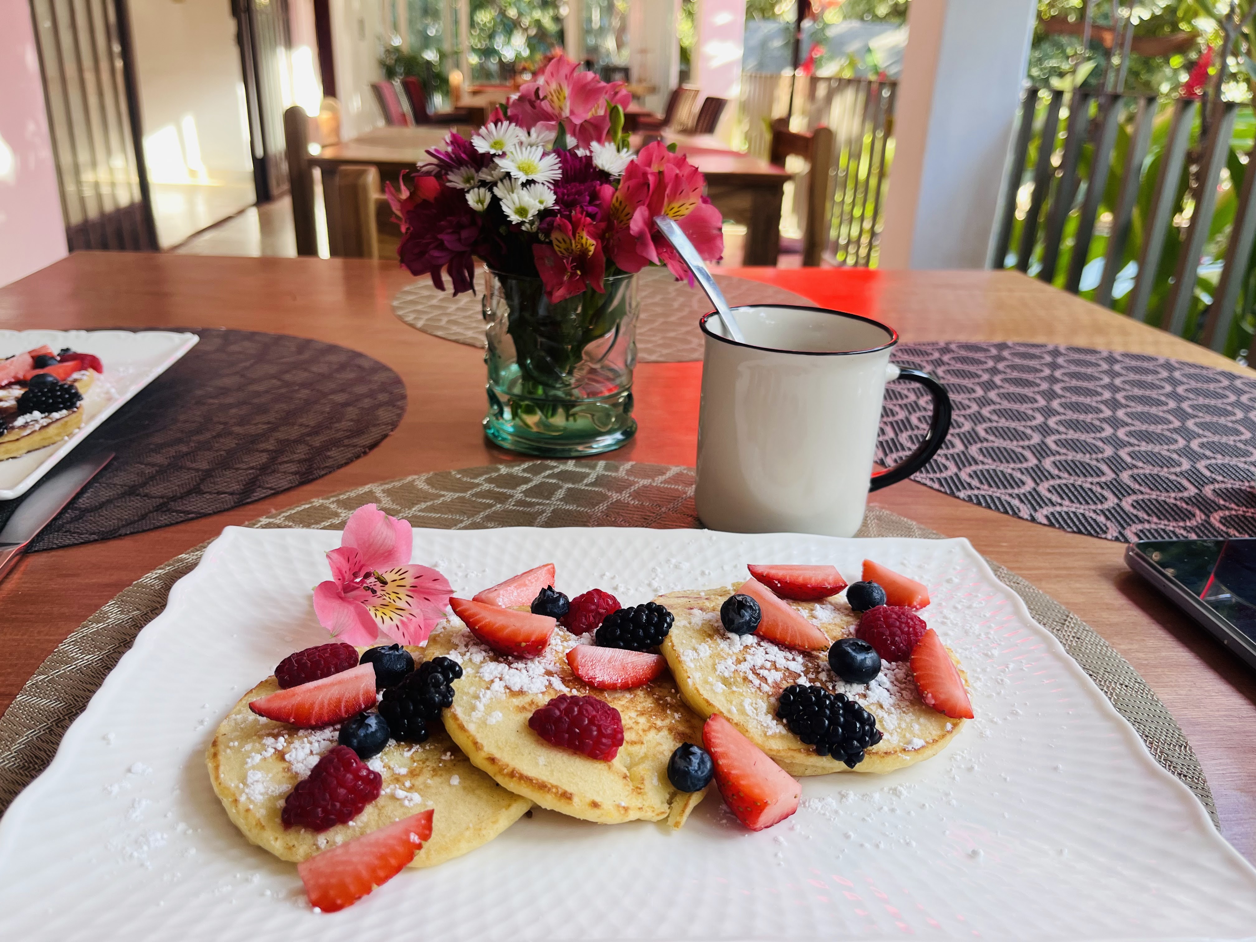 Casa Margaritas. Restaurant & Jardín image 2