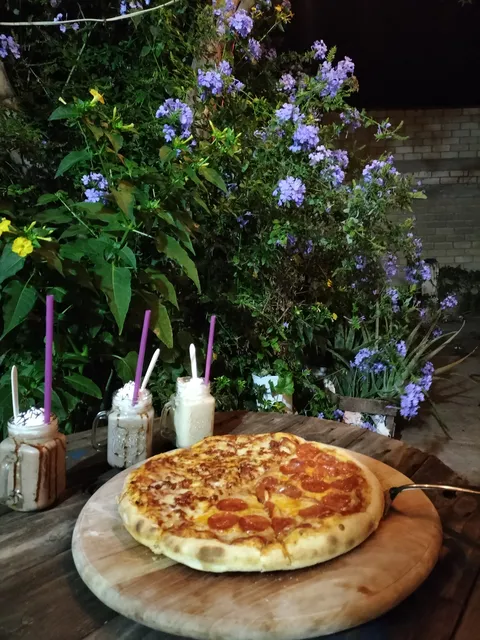 Pizzería & Cafetería Bethel image 3
