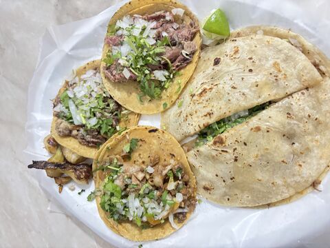 Taquería MAX TACO image 2