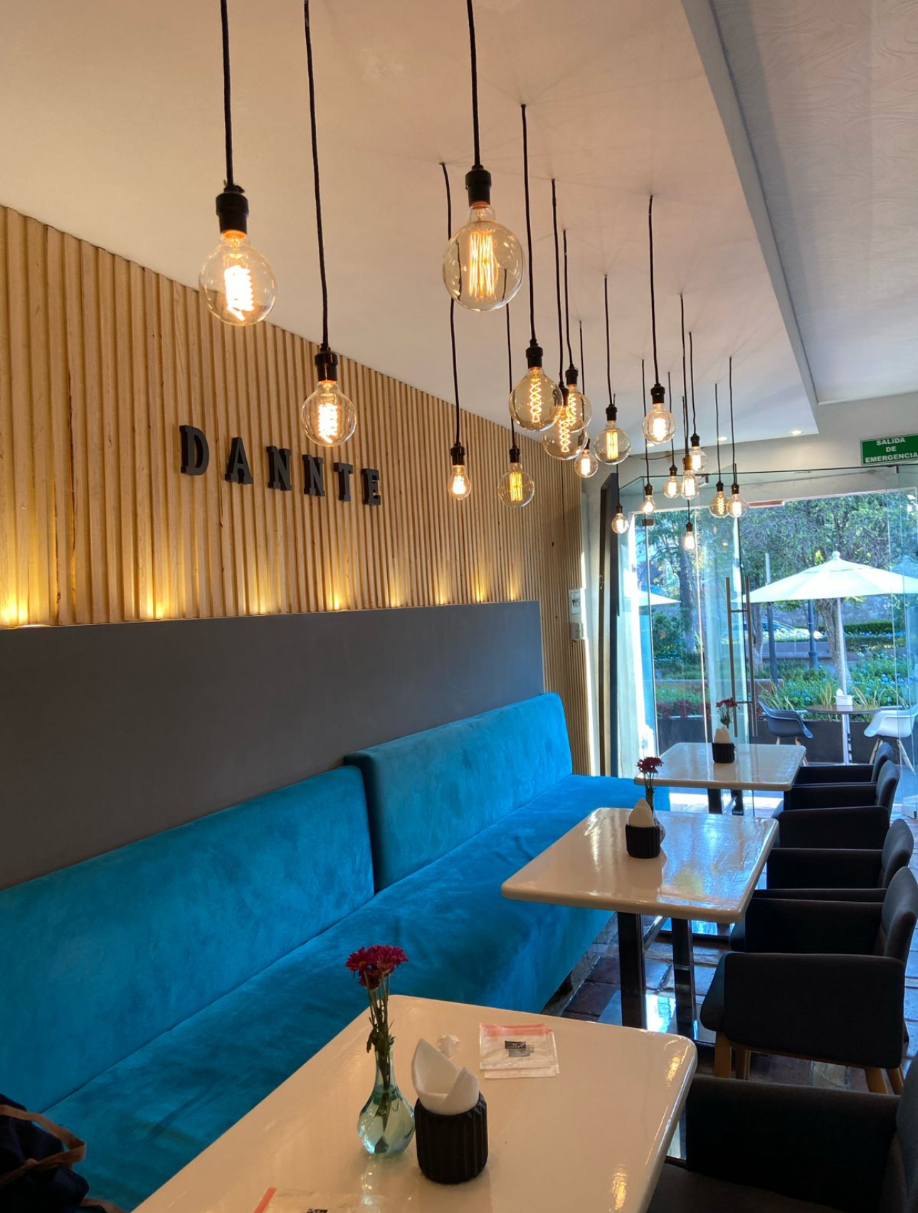 Dannte Restaurant PET Friendly image 1