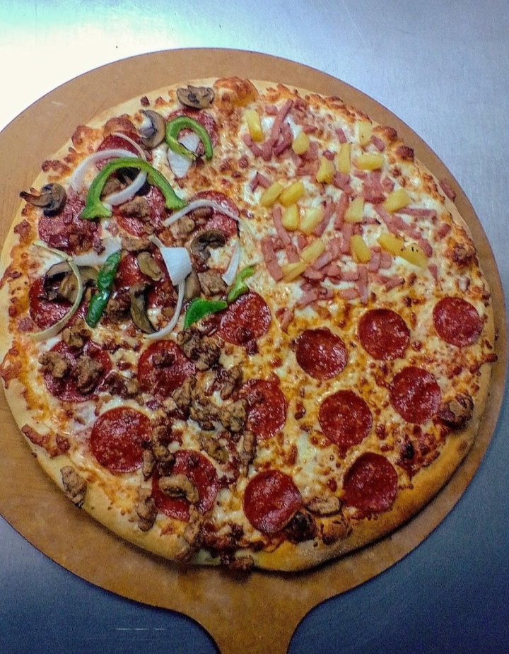 Little Caesar Pizza image 2