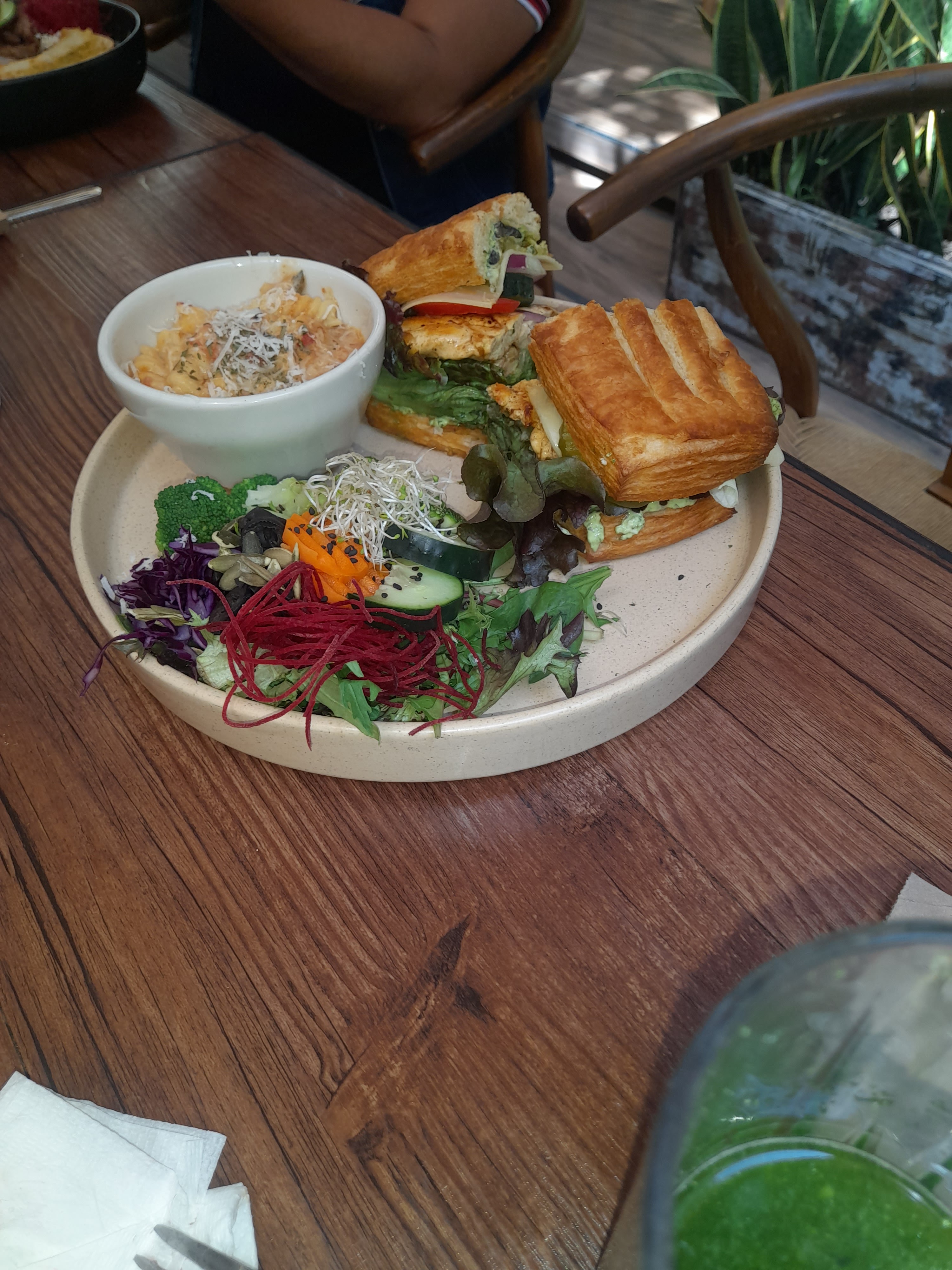 Ensaladi Te Consiente image 4